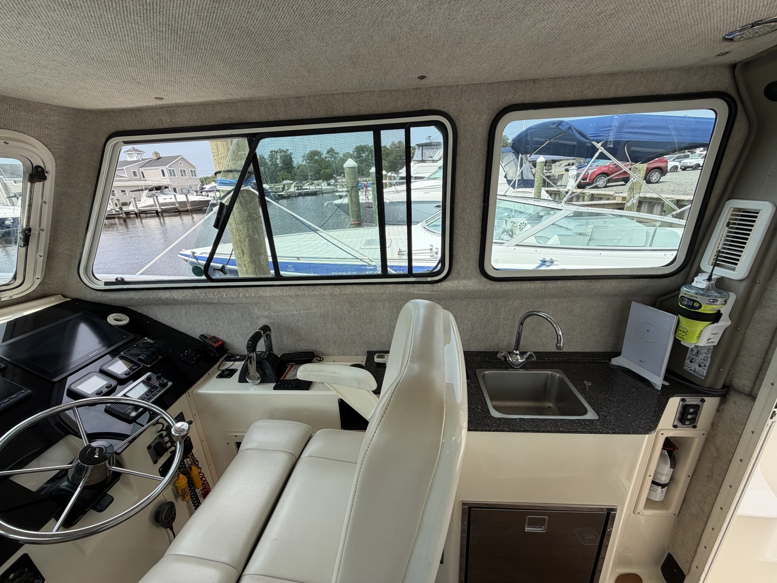2009 Parker 3420 XLD Sport Cabin
