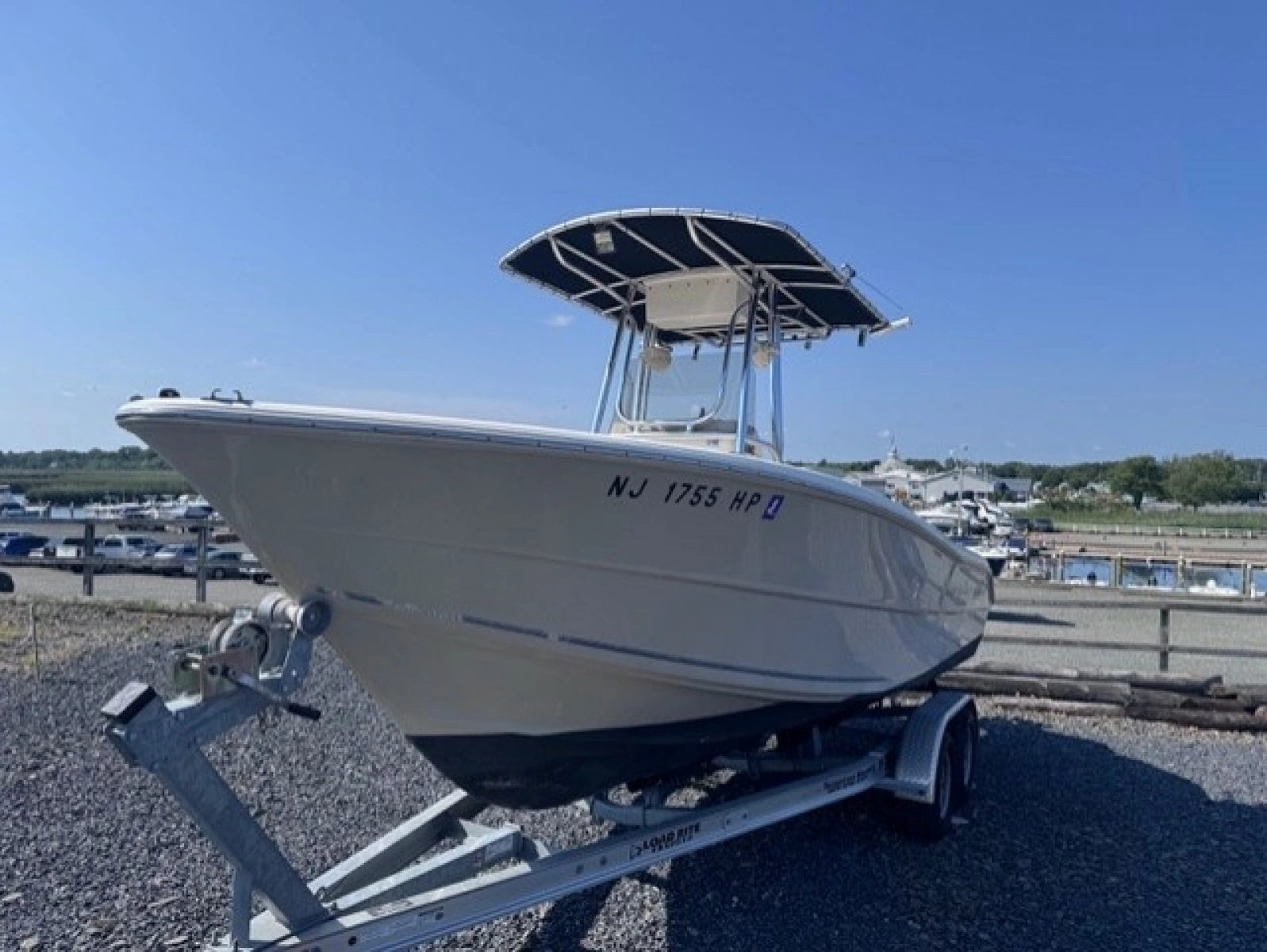 2019 Bulls Bay 230 Center Console