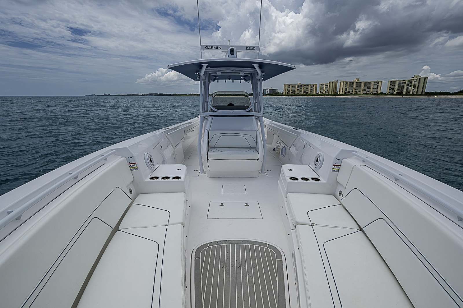 2023 Intrepid 375 Nomad FE