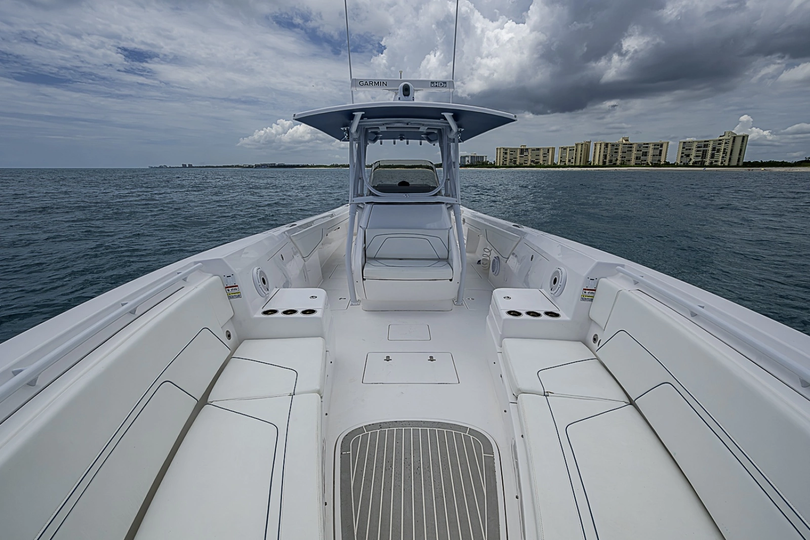 2023 Intrepid 375 Nomad FE