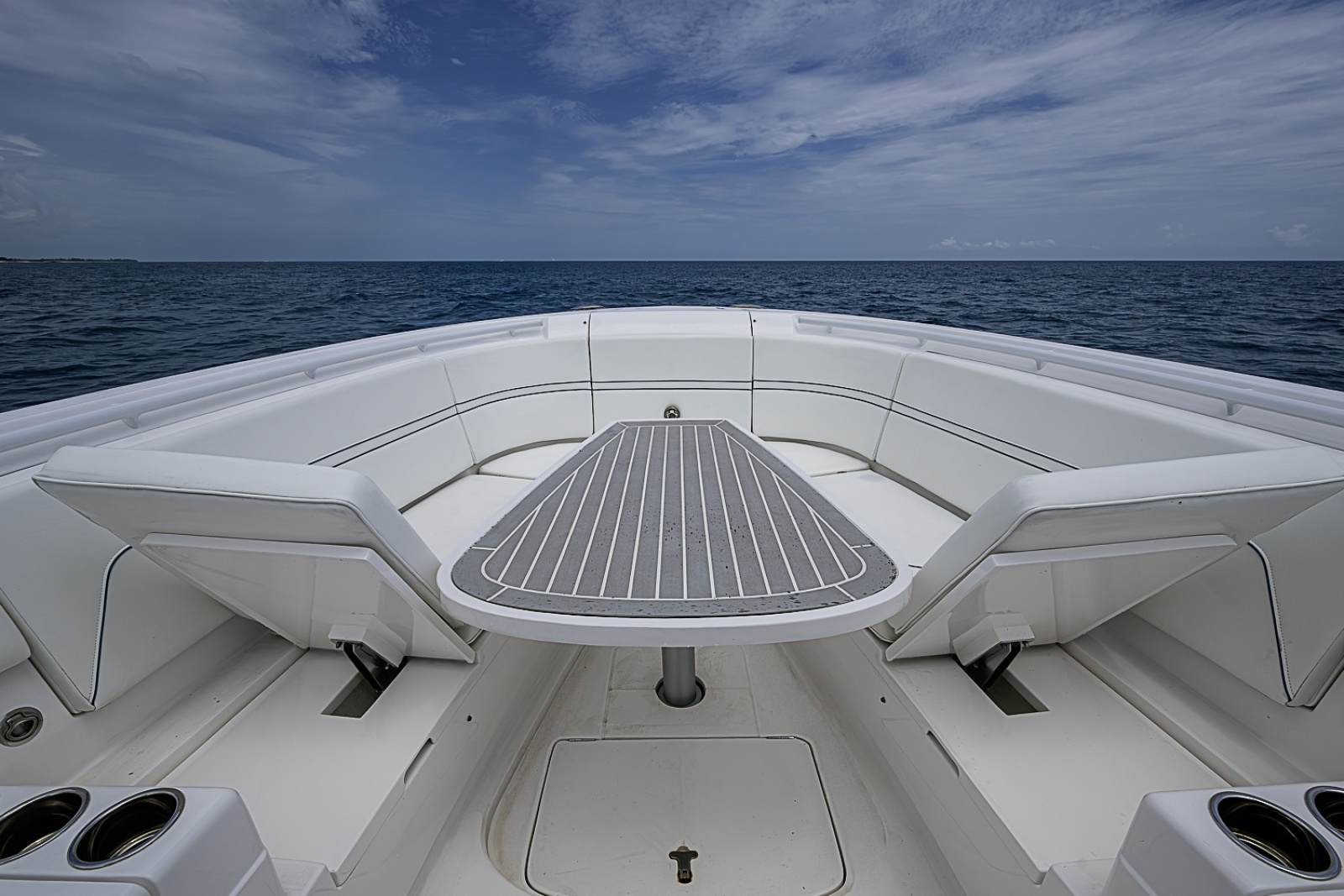 2023 Intrepid 375 Nomad FE