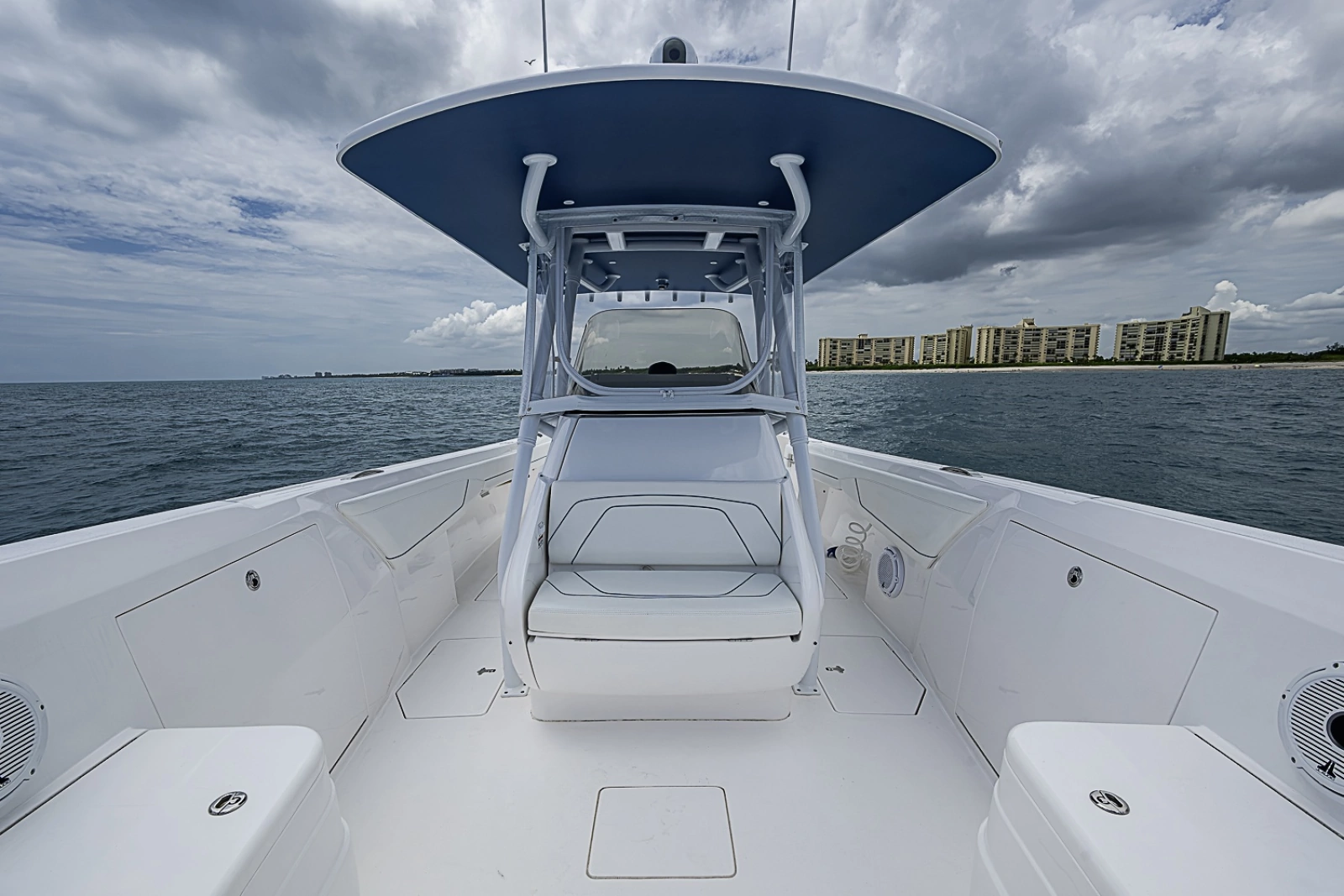 2023 Intrepid 375 Nomad FE