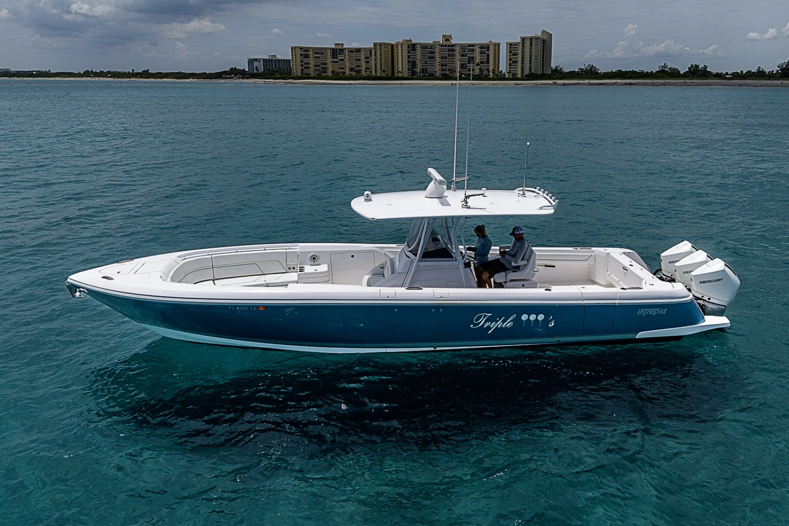 2023 Intrepid 375 Nomad FE