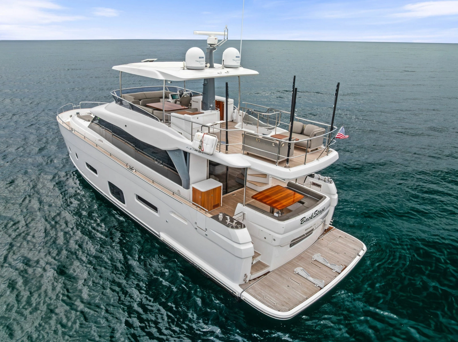 2021 Azimut Magellano 66