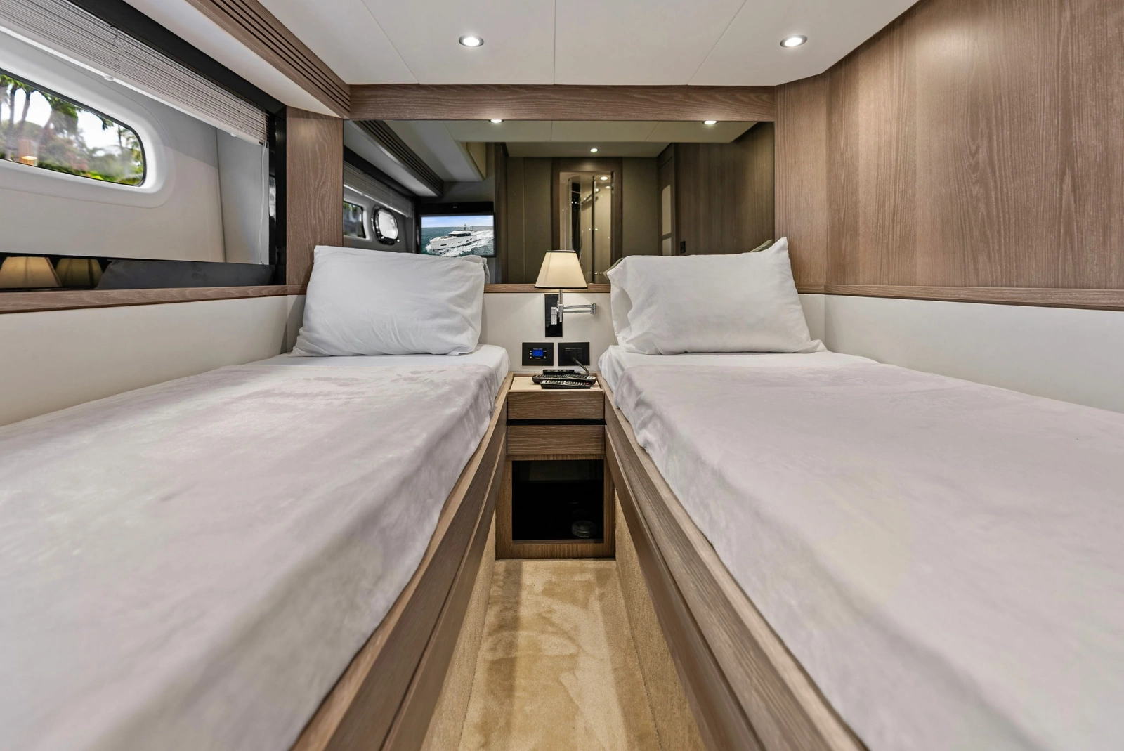 2021 Azimut Magellano 66