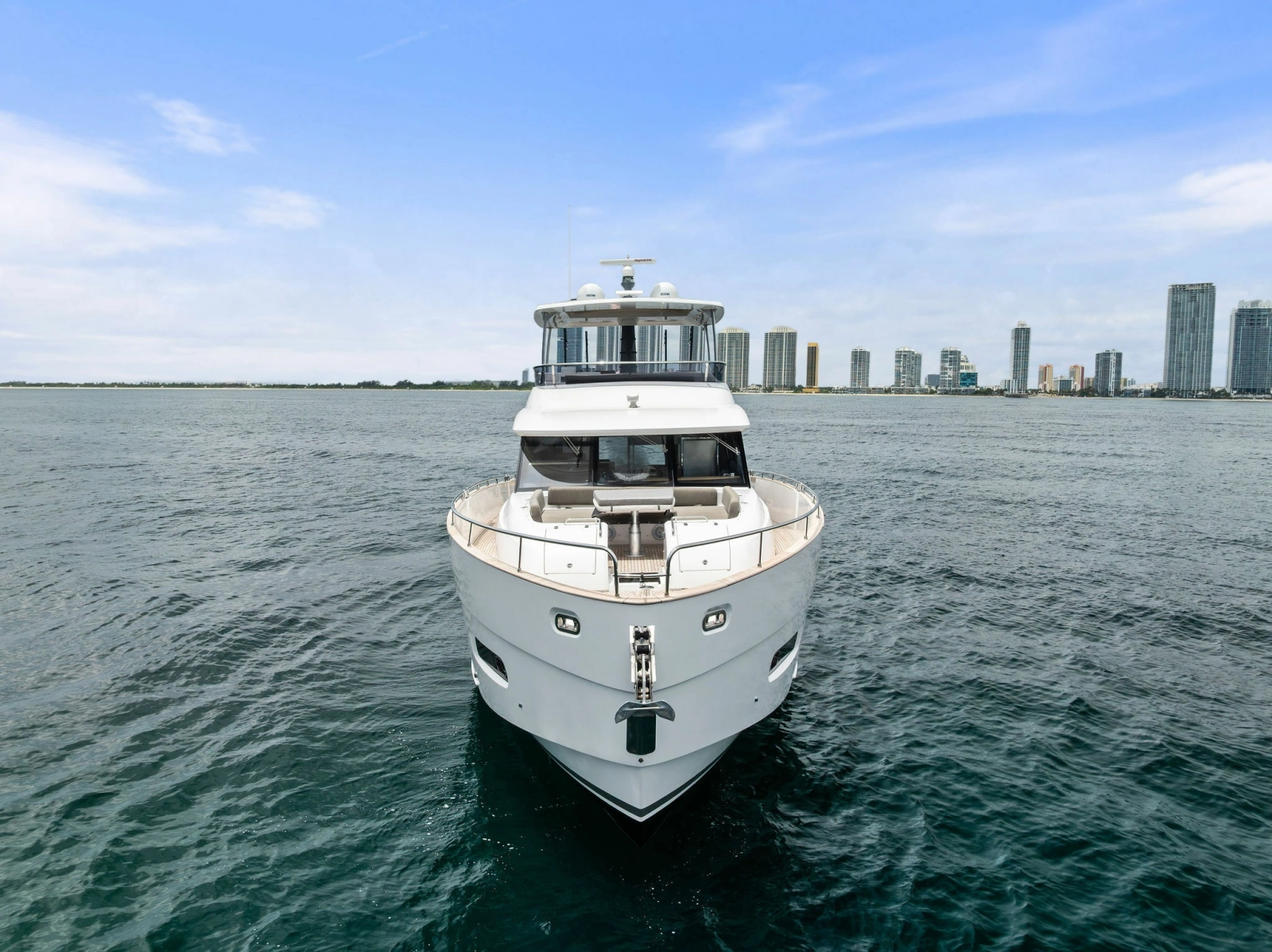 2021 Azimut Magellano 66