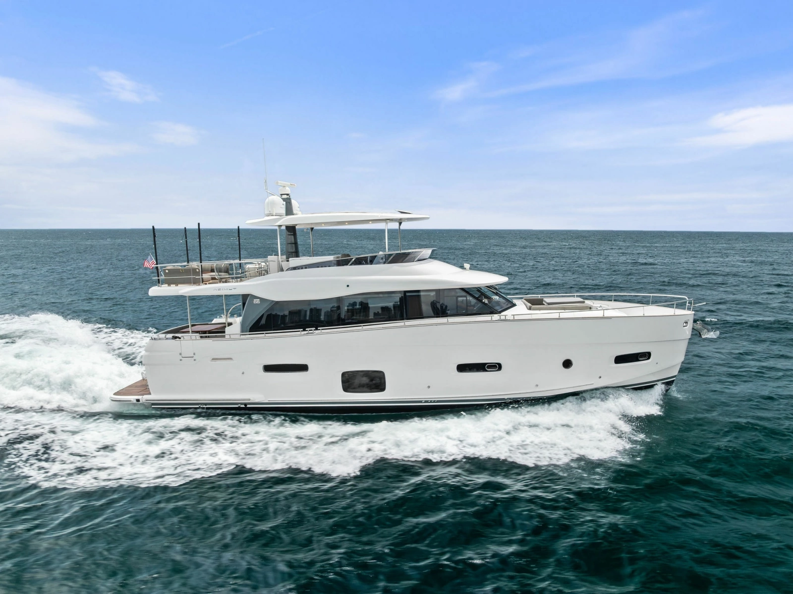 2021 Azimut Magellano 66