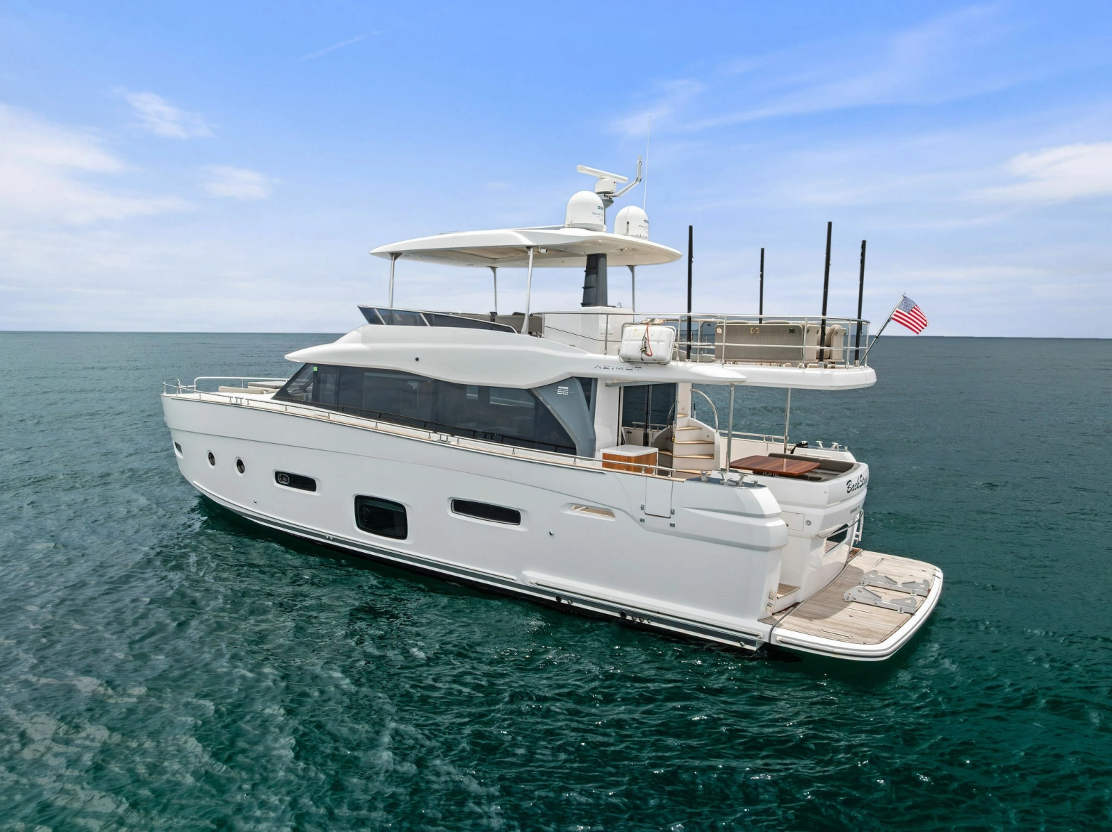 2021 Azimut Magellano 66
