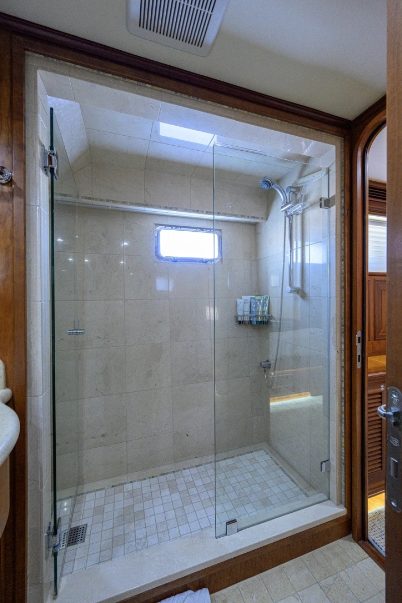 Master Stateroom Head