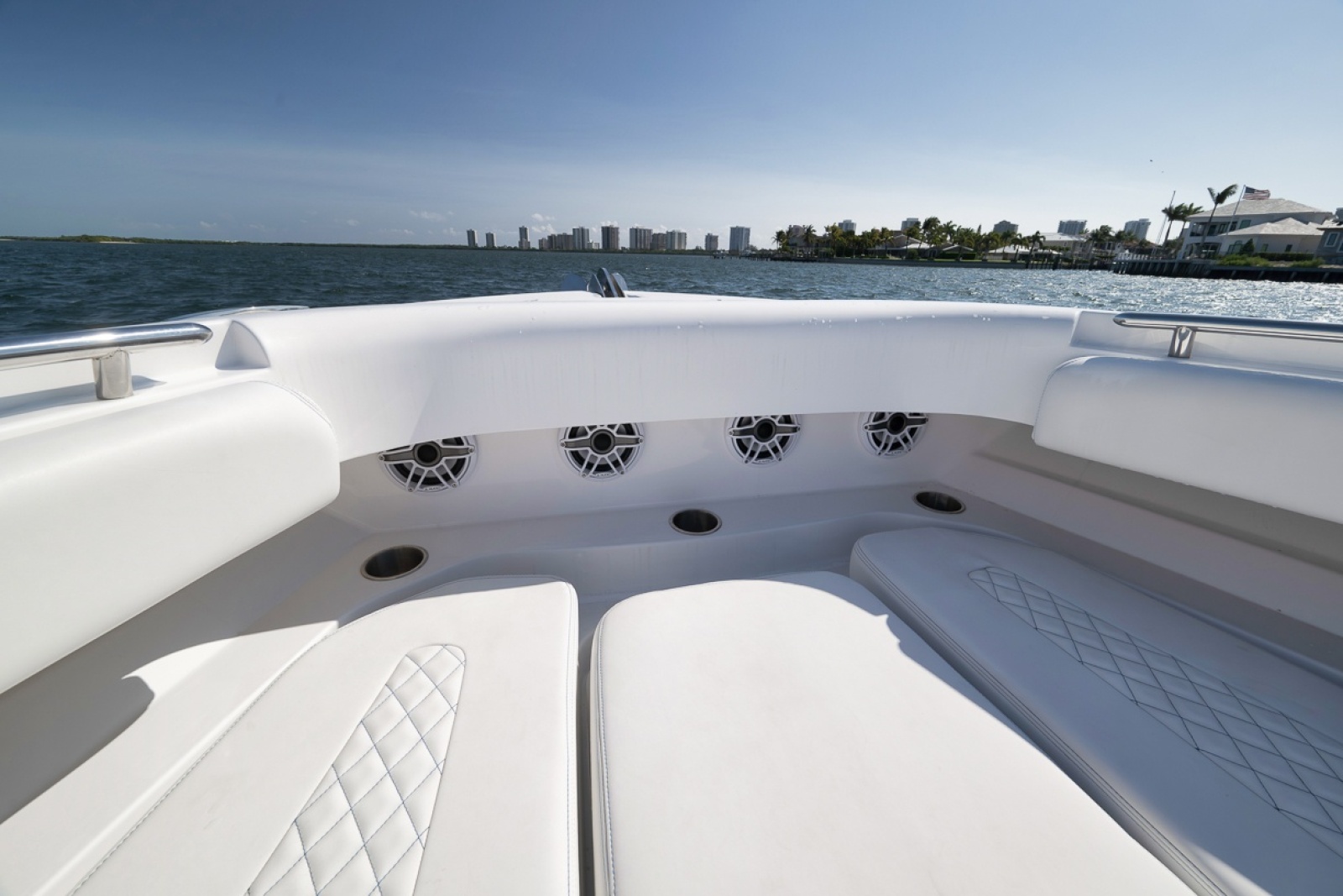 2023 HCB 53 Suenos