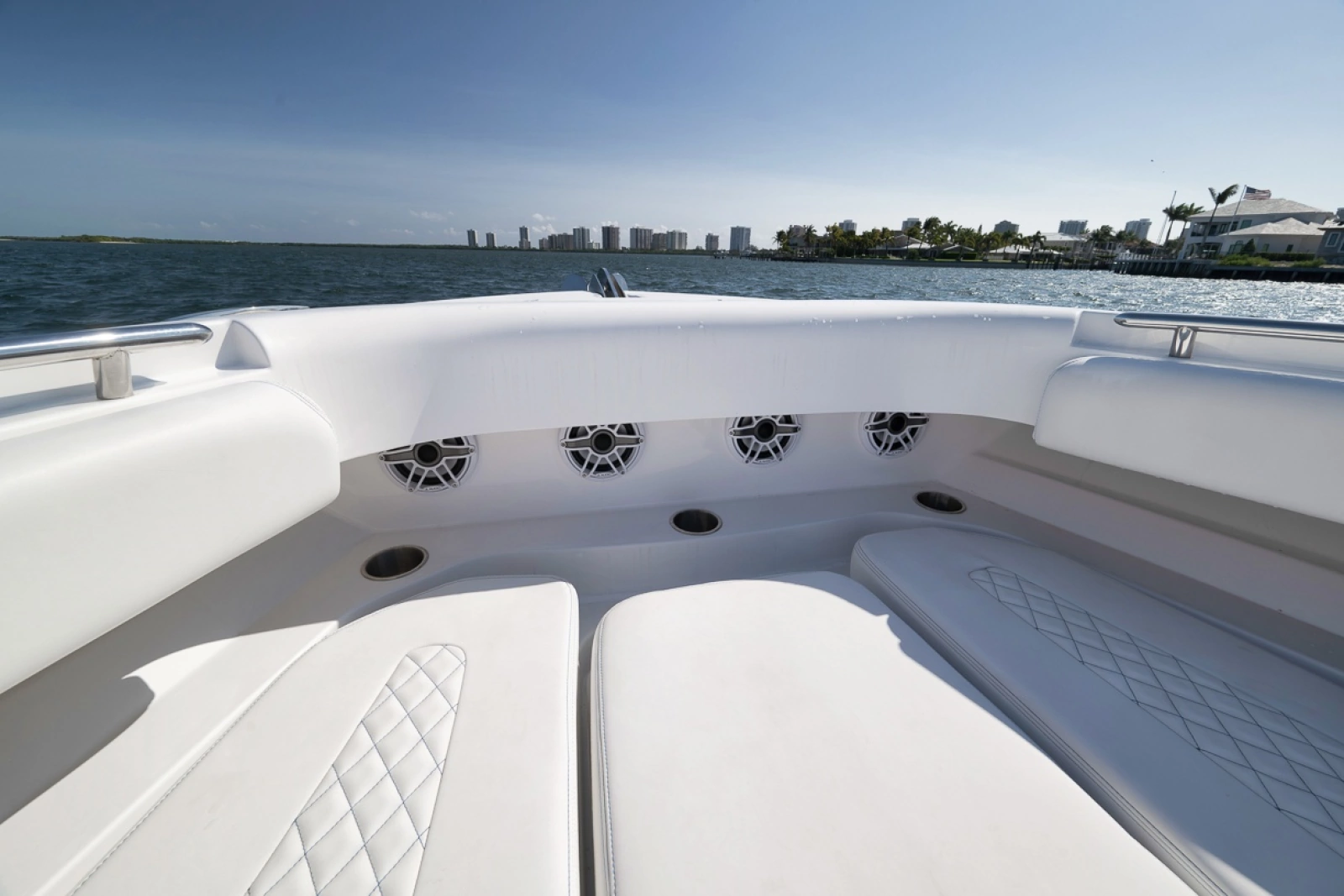 2023 HCB 53 Suenos