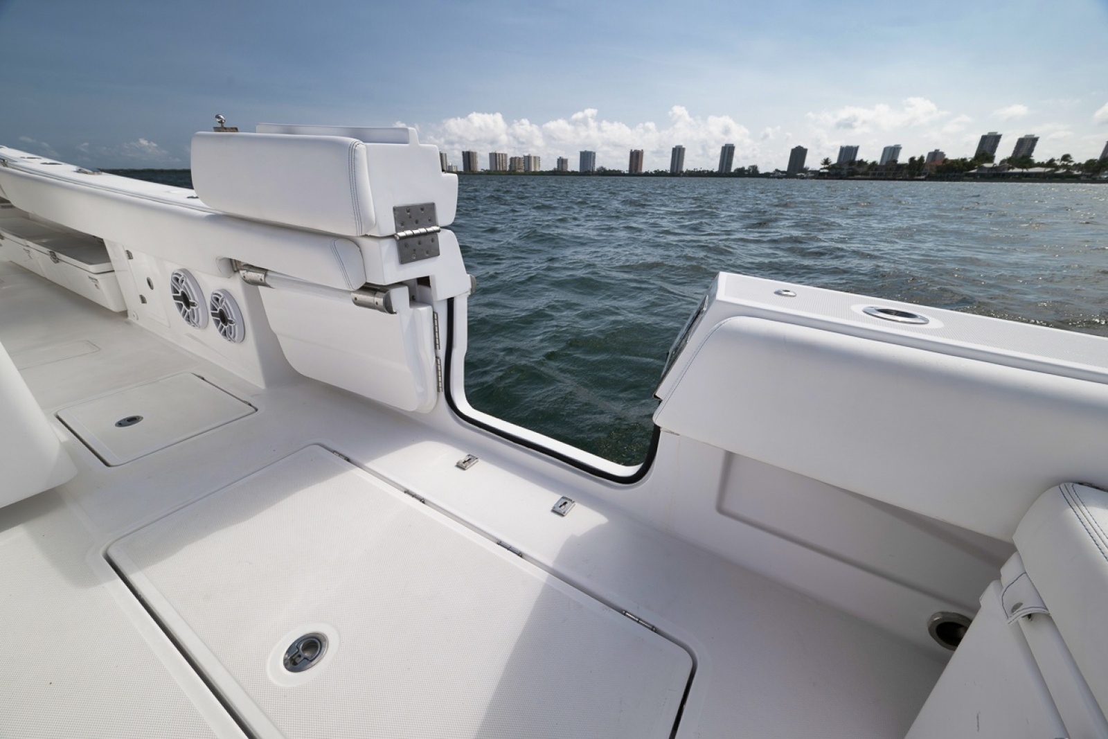 2023 HCB 53 Suenos