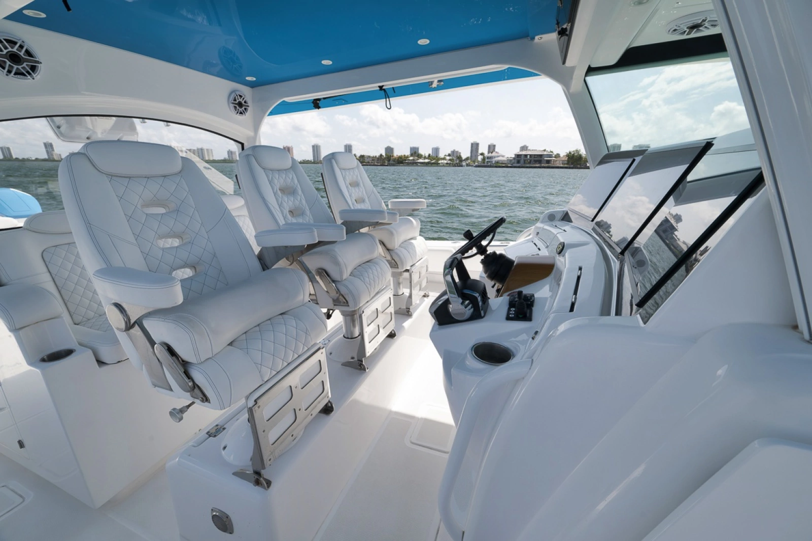 2023 HCB 53 Suenos