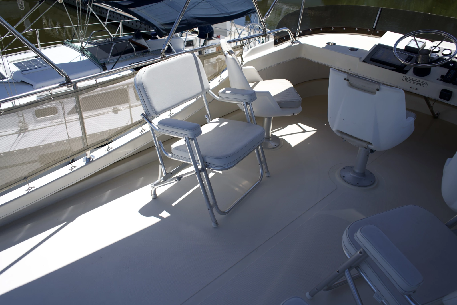 1998 Camano Troll 31