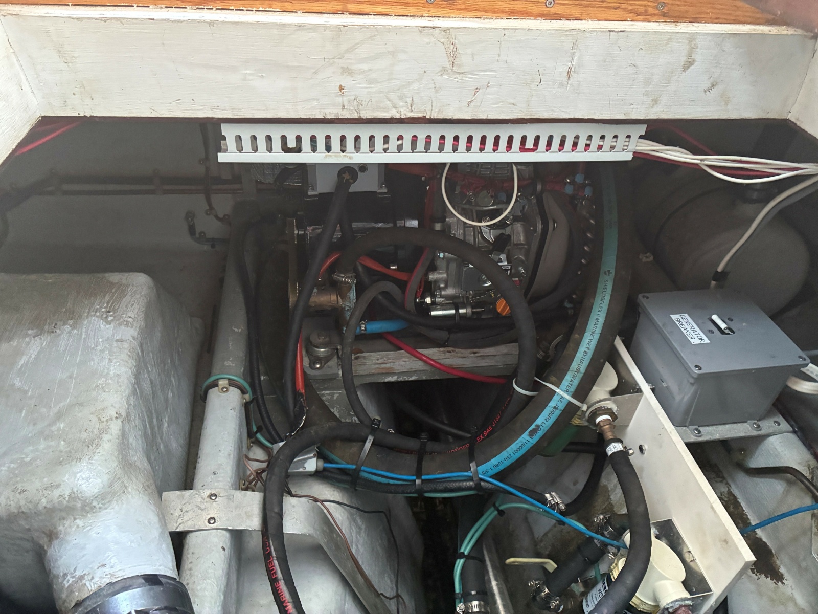 1998 Camano Troll 31