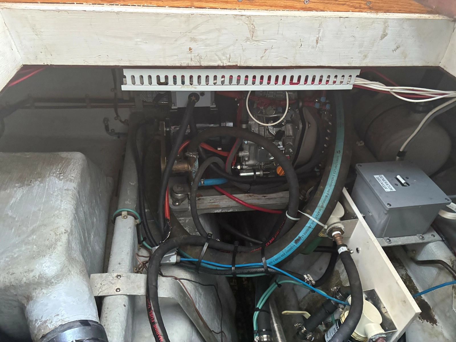 1998 Camano Troll 31