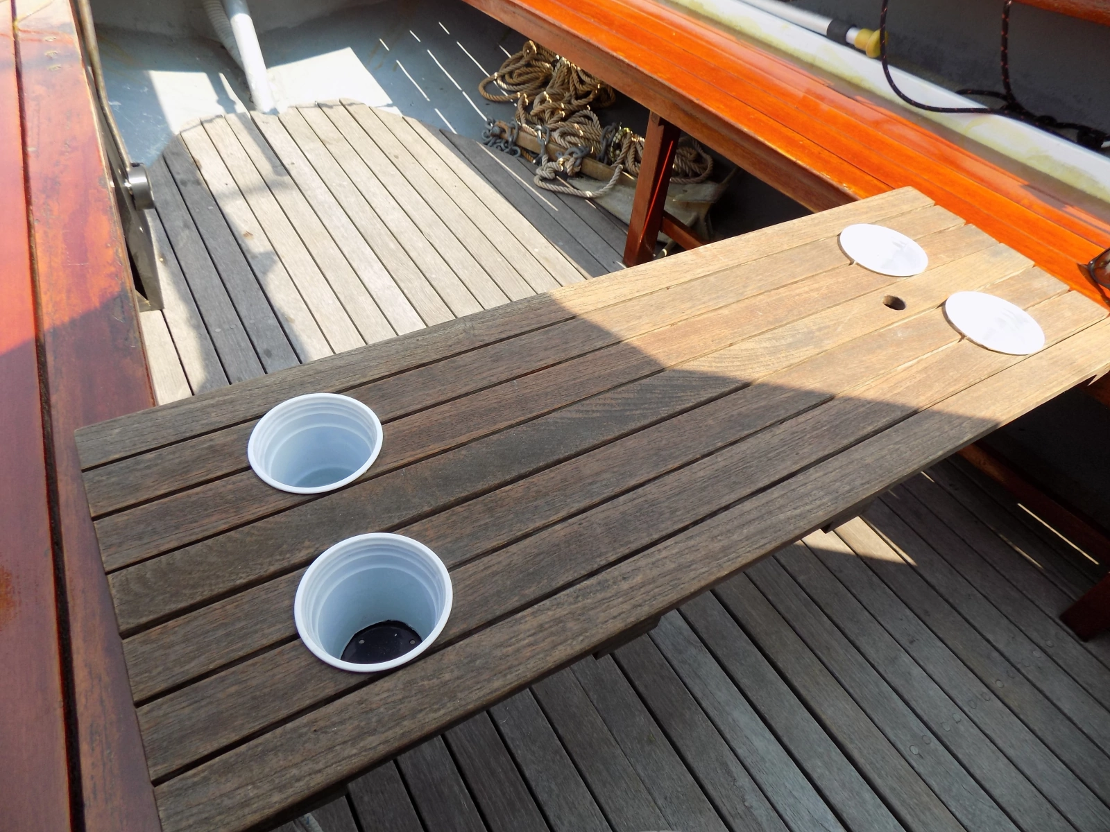 Cockpit insert/table