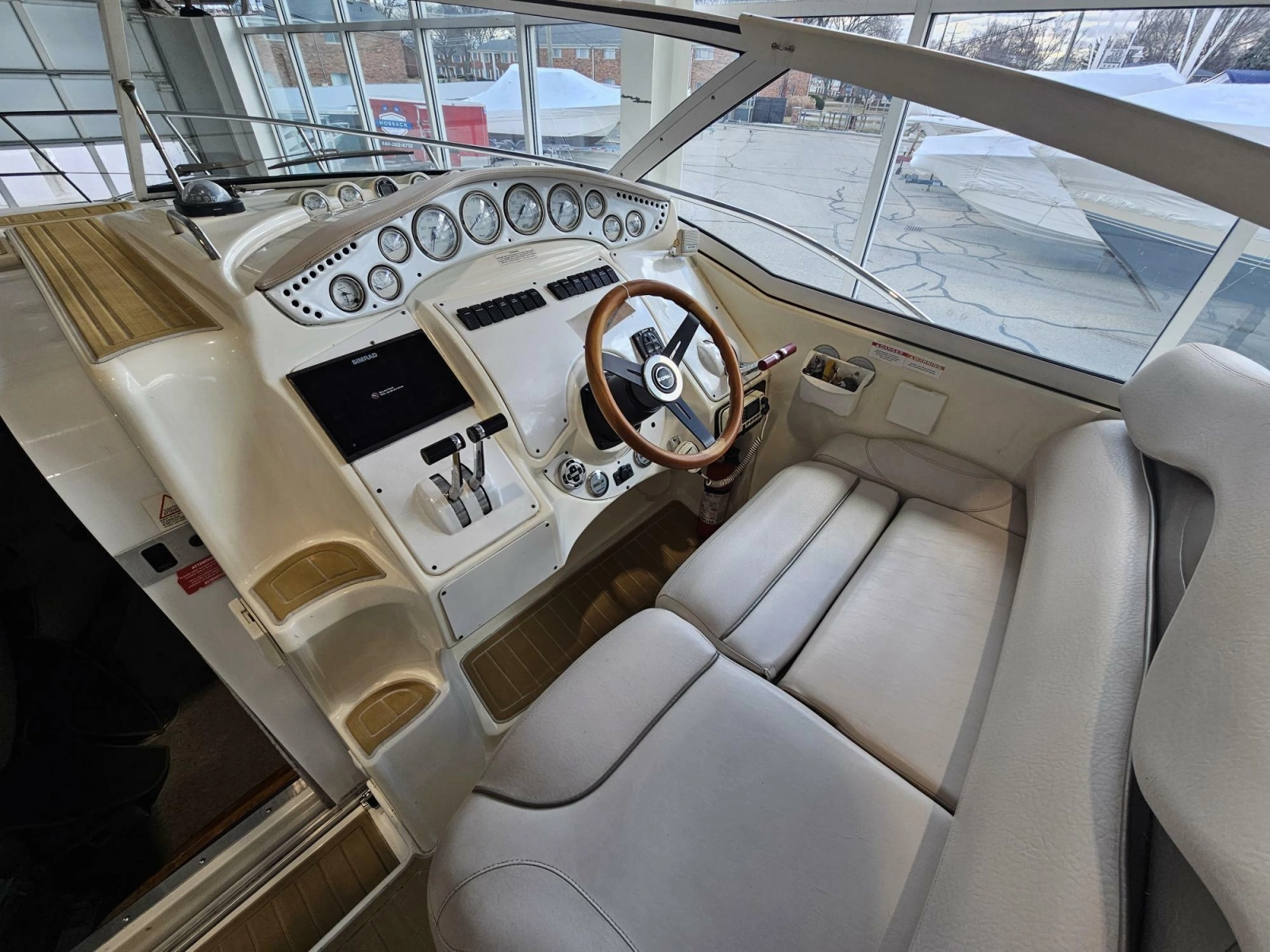 2001 Doral 330 SE