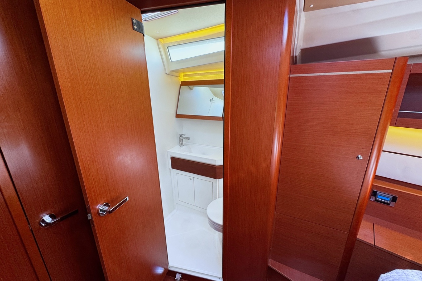 2020 Beneteau Oceanis 46.1