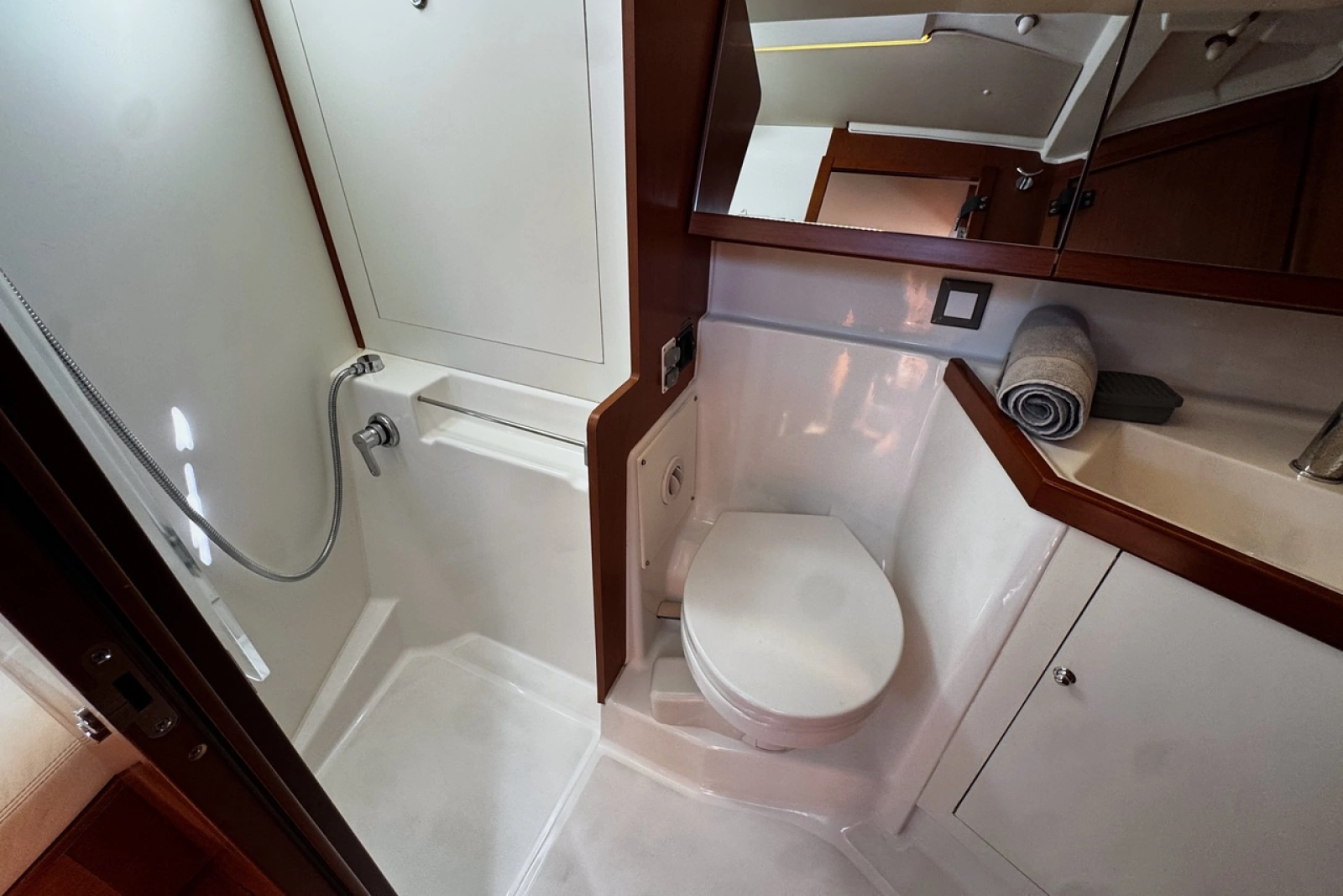 2020 Beneteau Oceanis 46.1
