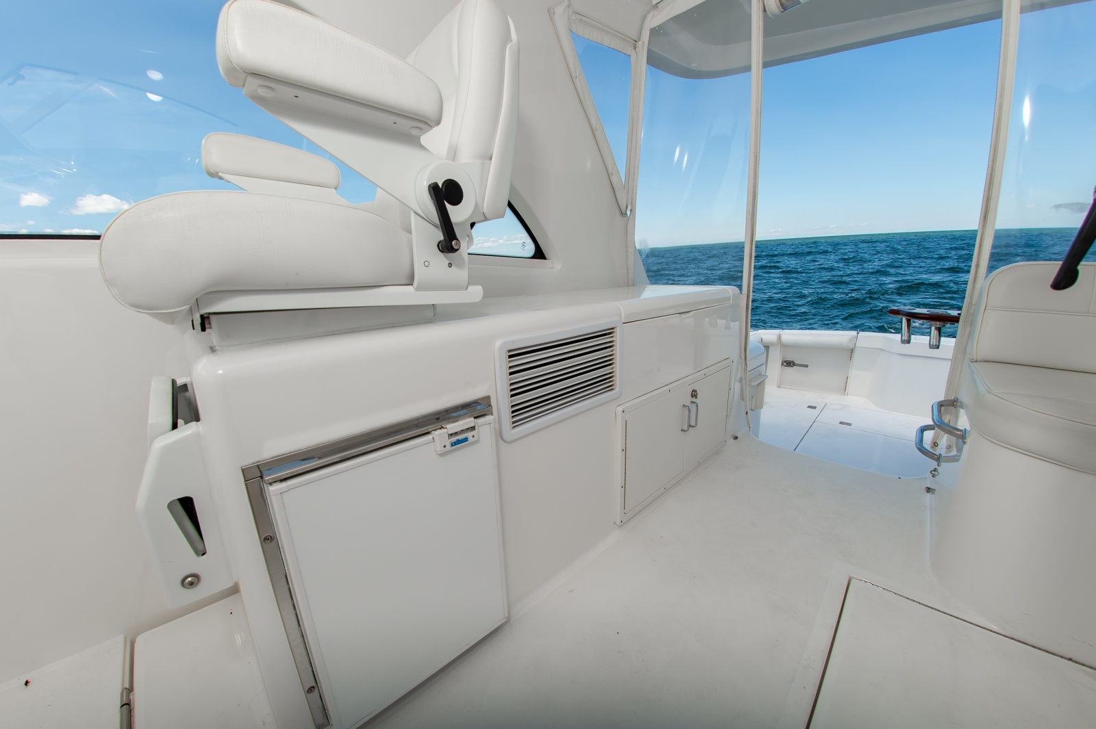 40 Cabo 2013 Ghost 22