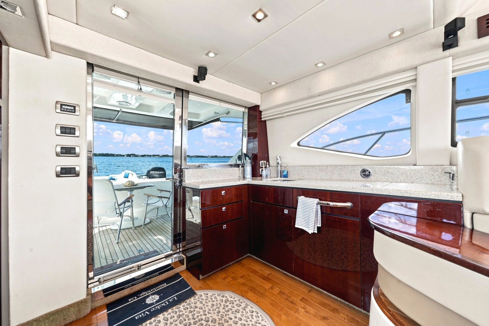 2008 Sea Ray 470 Sedan Bridge