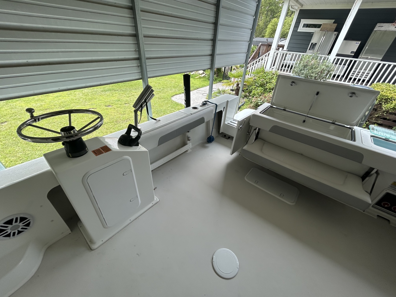 2021 Parker 2520 XLD Sport Cabin