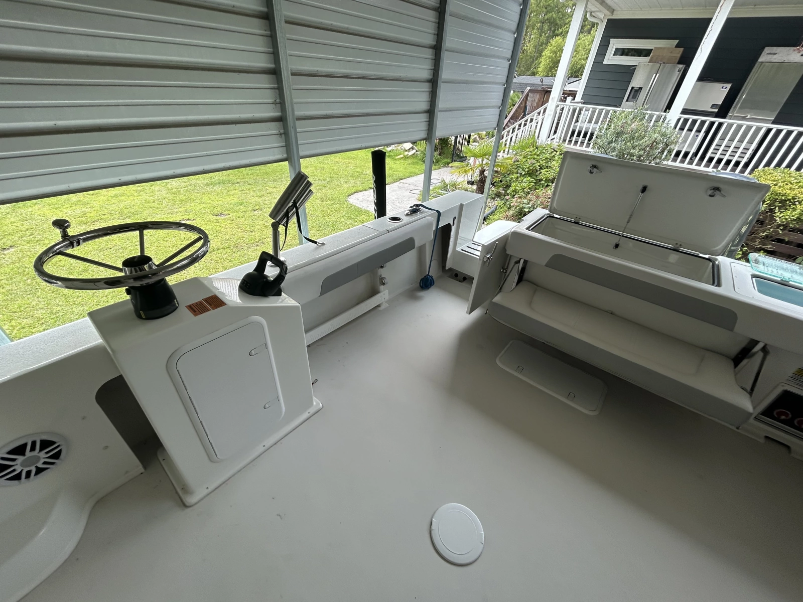 2021 Parker 2520 XLD Sport Cabin