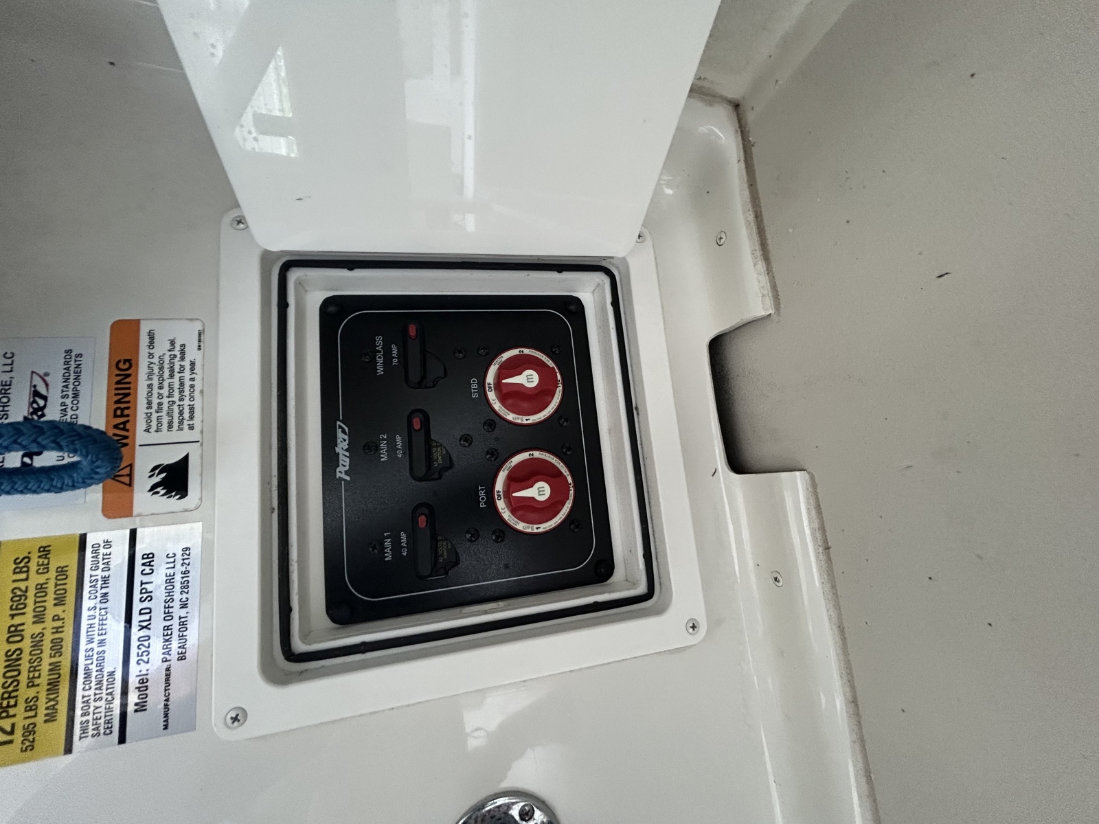 2021 Parker 2520 XLD Sport Cabin