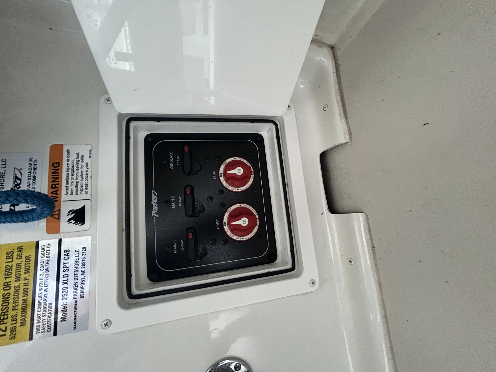 2021 Parker 2520 XLD Sport Cabin