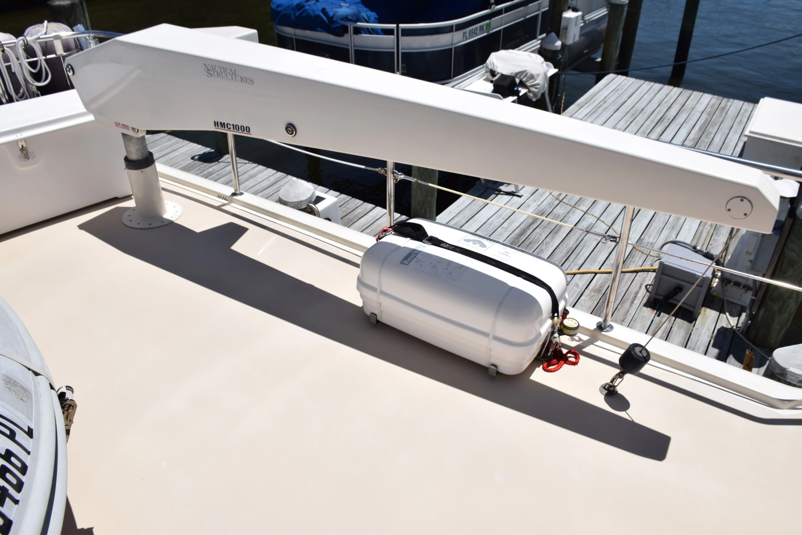 Nautical Structures Davit
