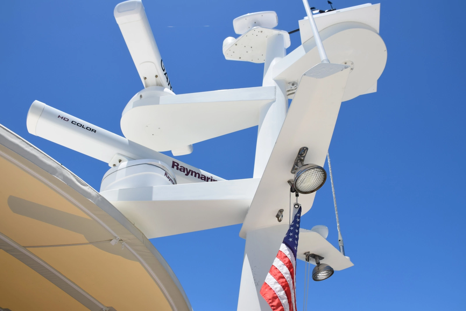Radar Signal Mast With Dual Arrays And Starlink Antenna