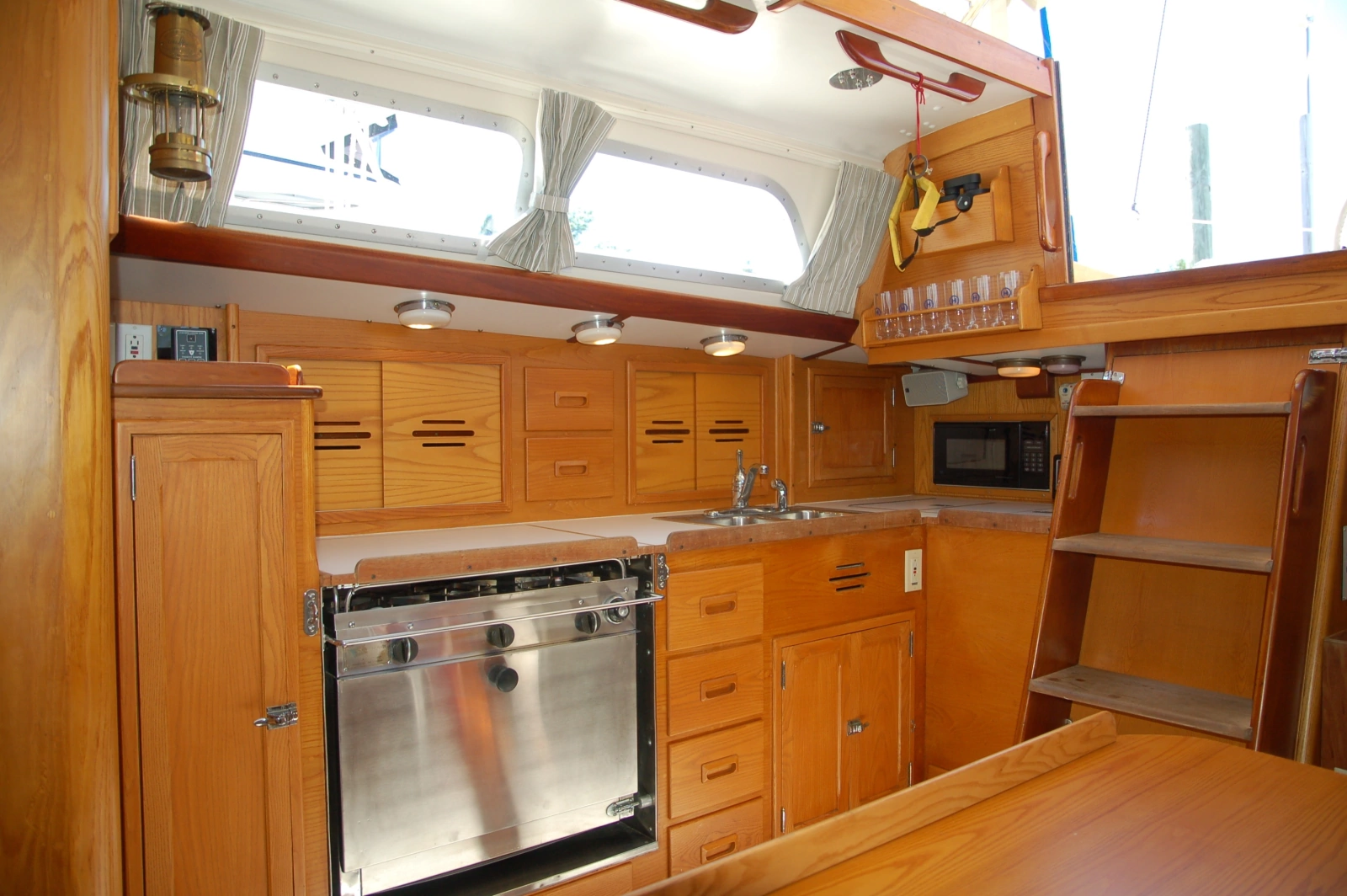 1976 Hinckley 50 Sou'wester