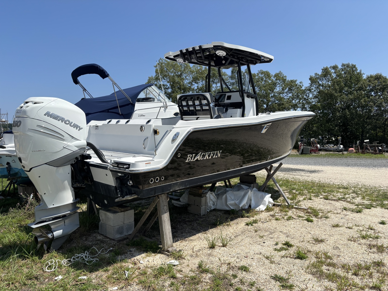 2020 Blackfin 242CC