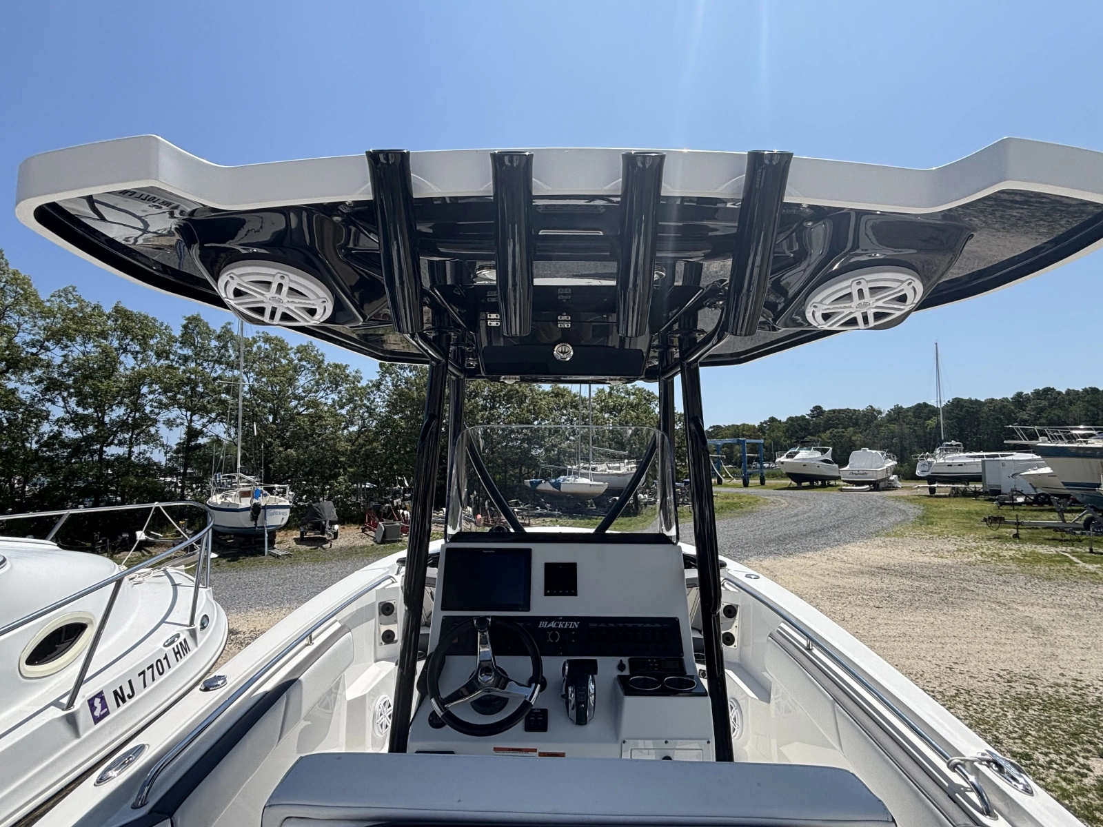 2020 Blackfin 242CC