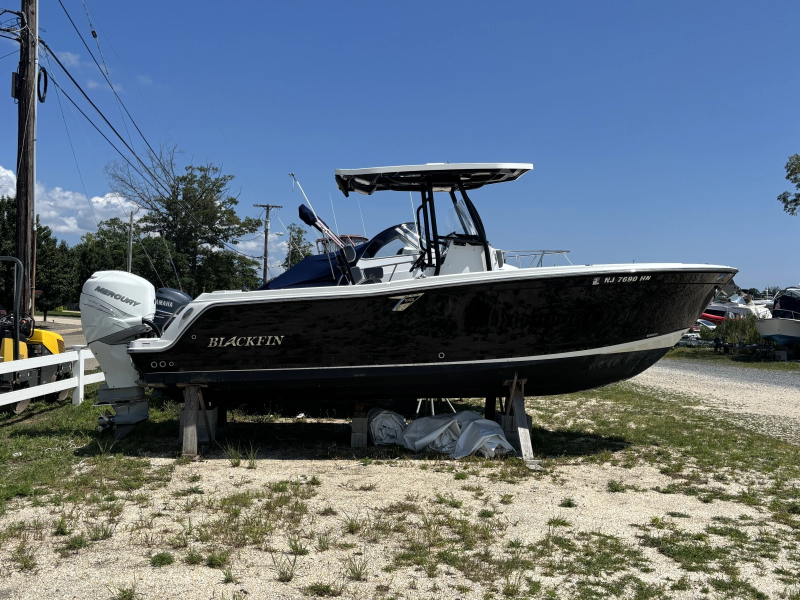 2020 Blackfin 242CC
