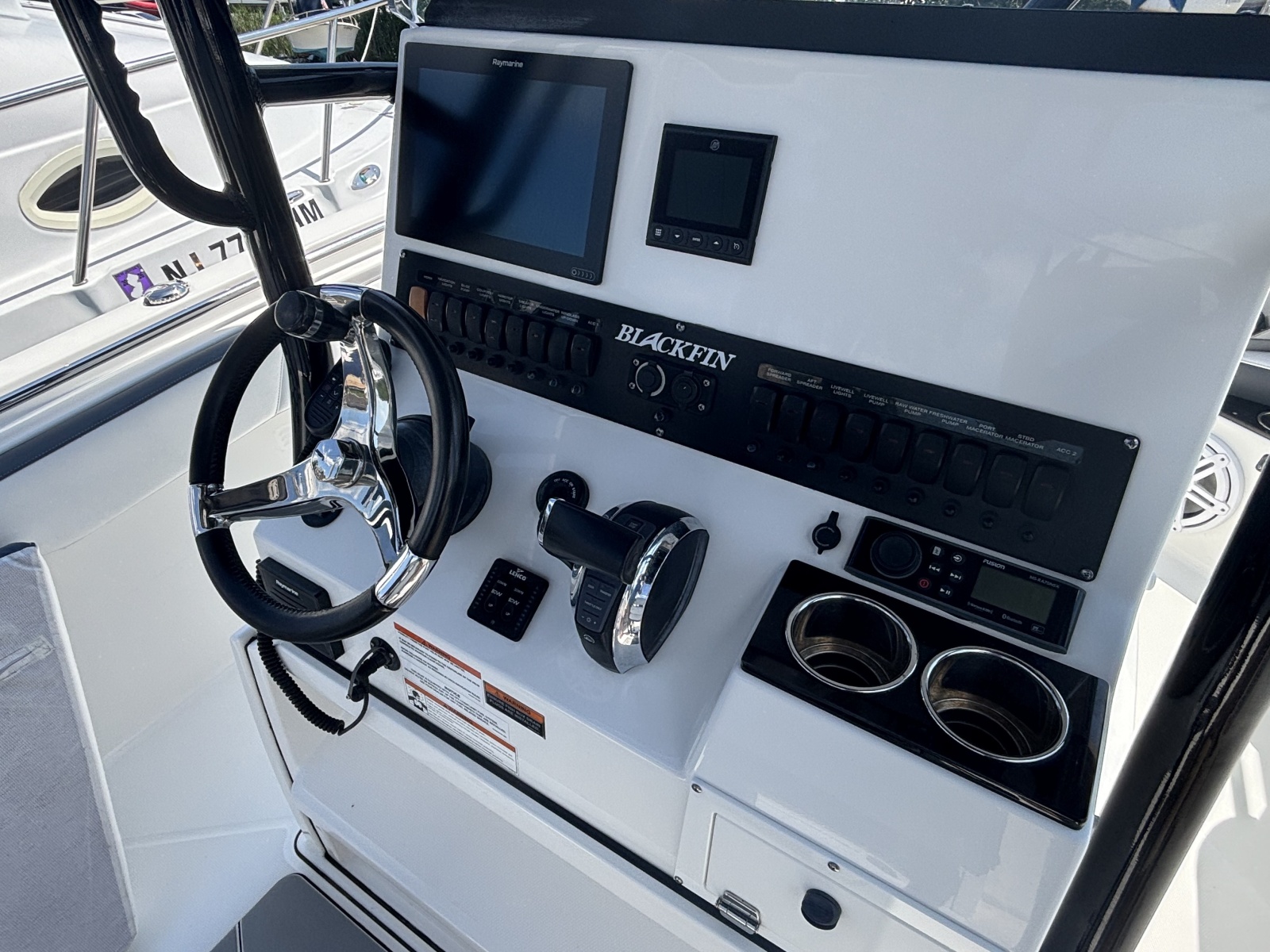 2020 Blackfin 242CC