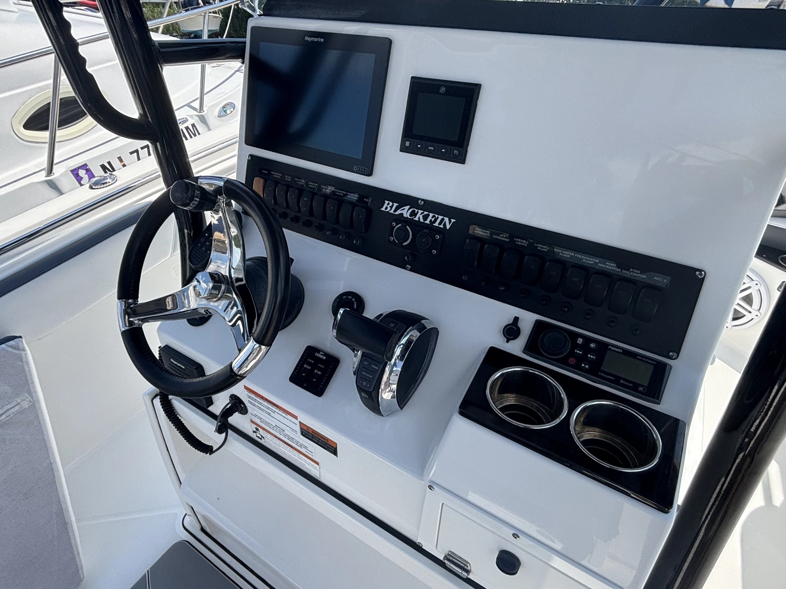 2020 Blackfin 242CC