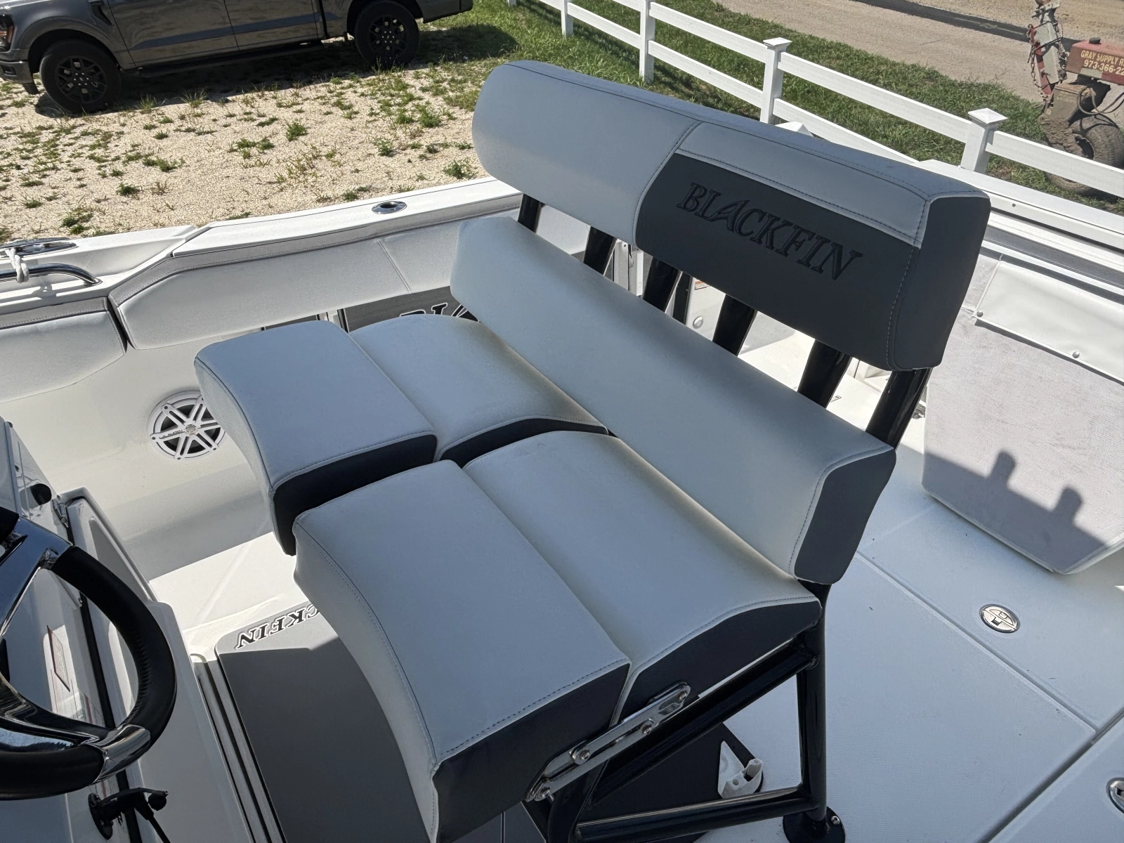2020 Blackfin 242CC