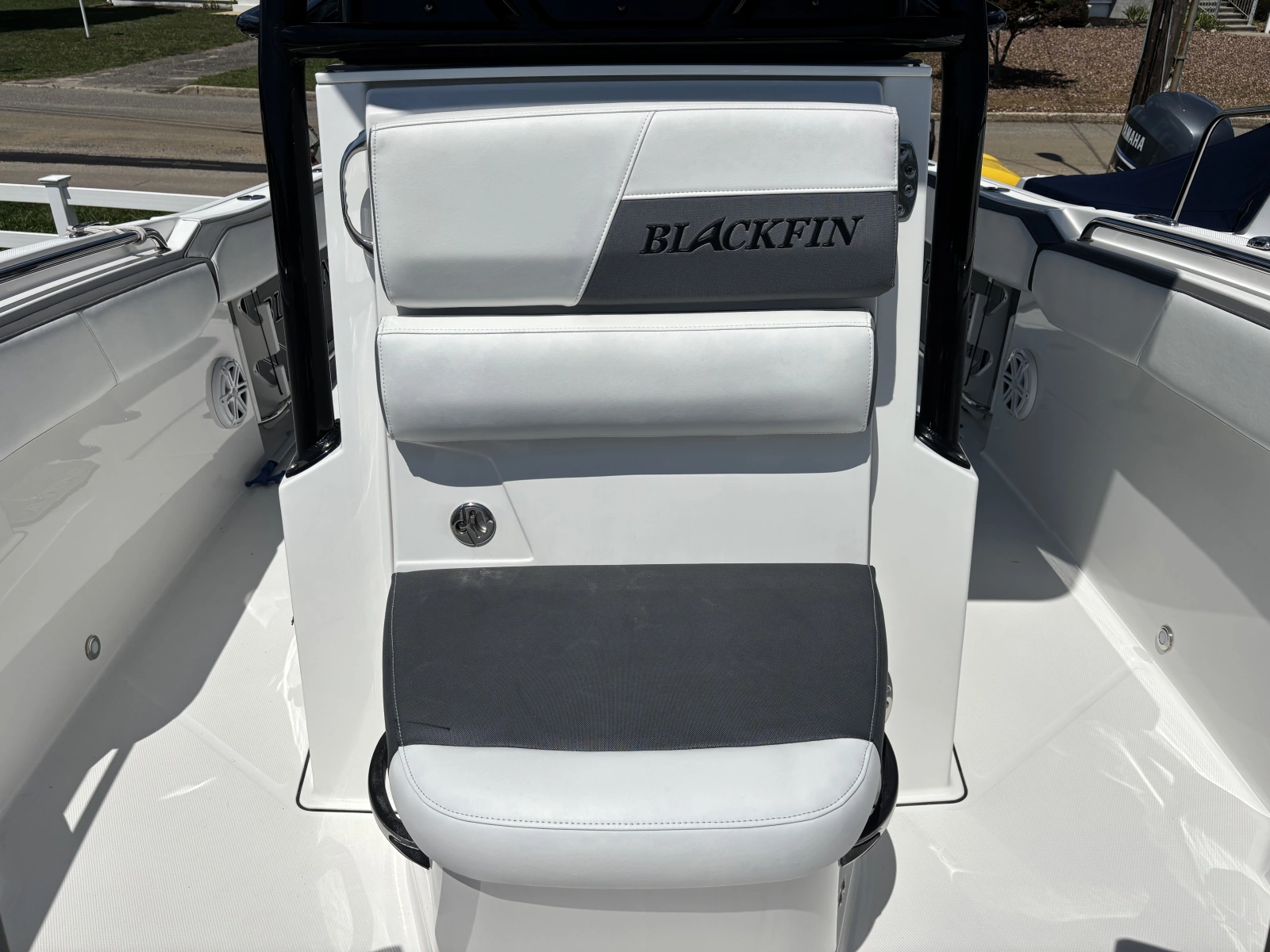 2020 Blackfin 242CC