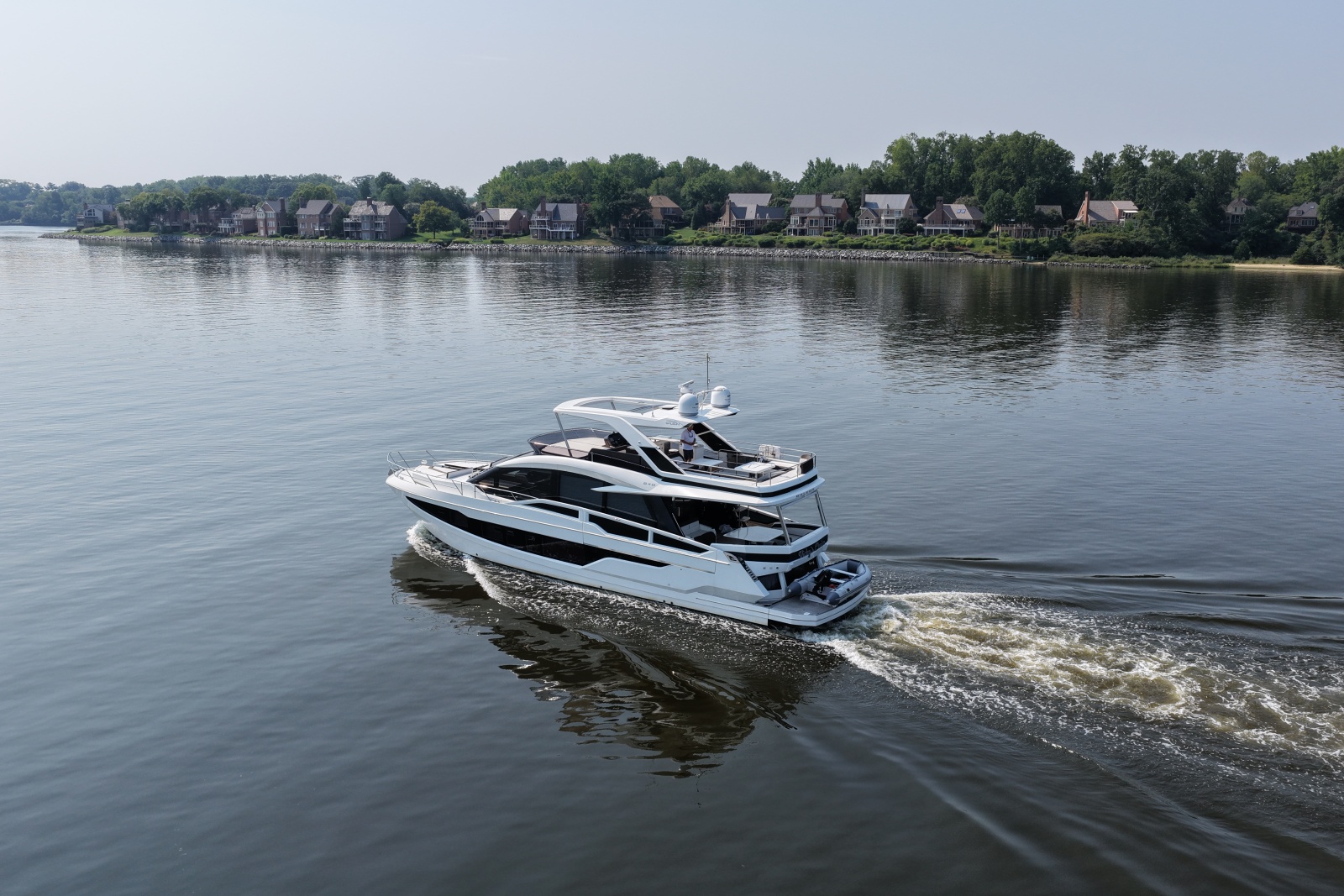2018 Galeon 640 FLY