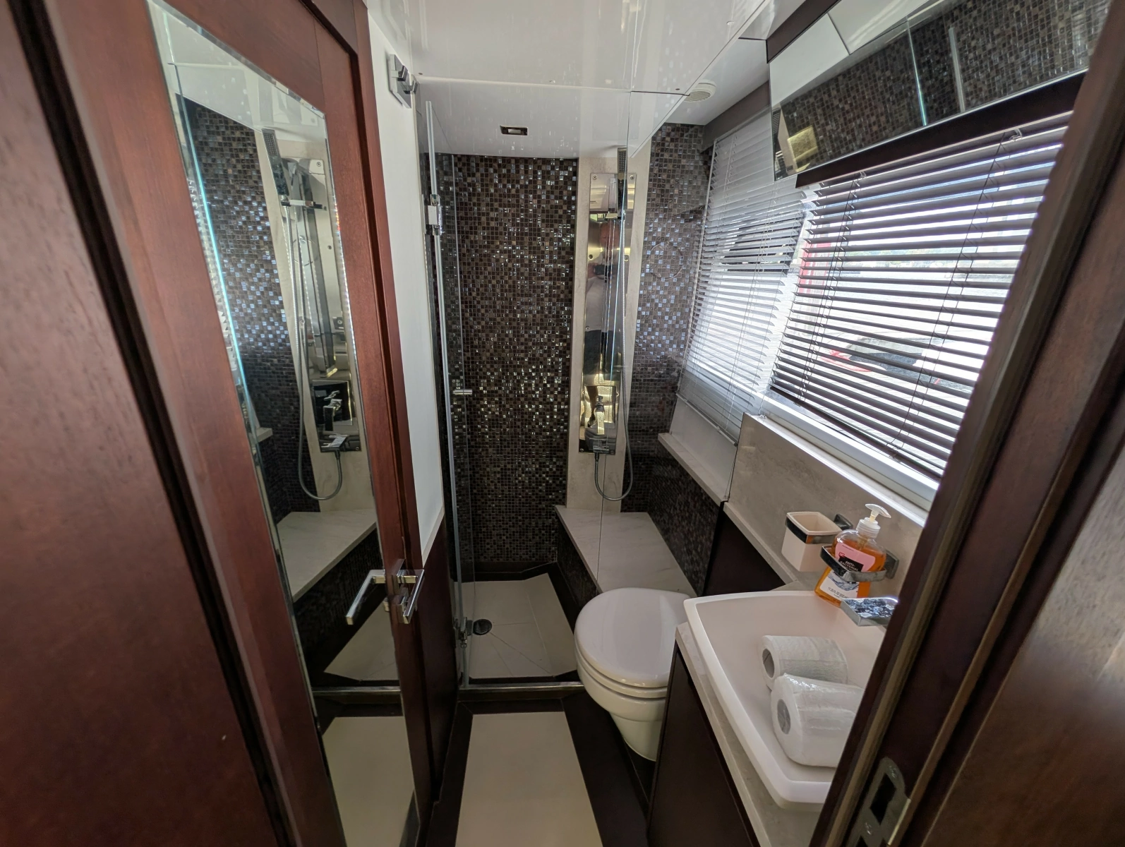 2018 Galeon 640 FLY