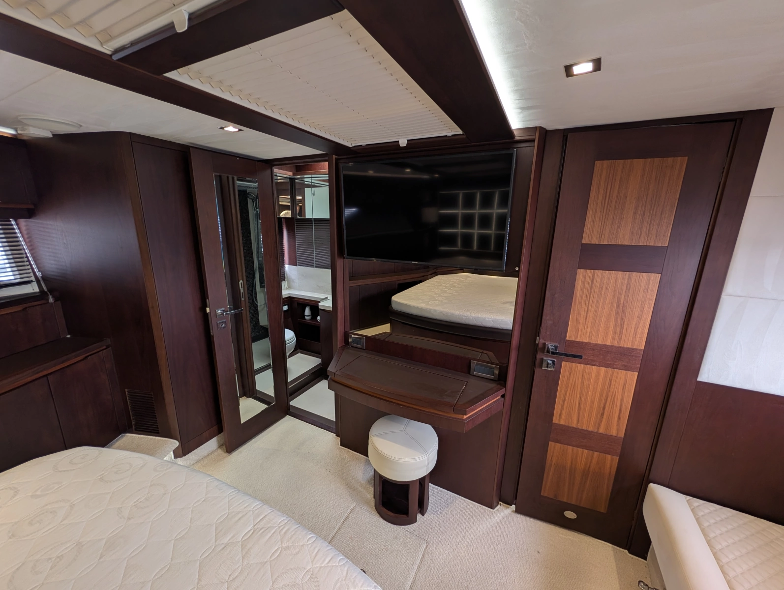 2018 Galeon 640 FLY