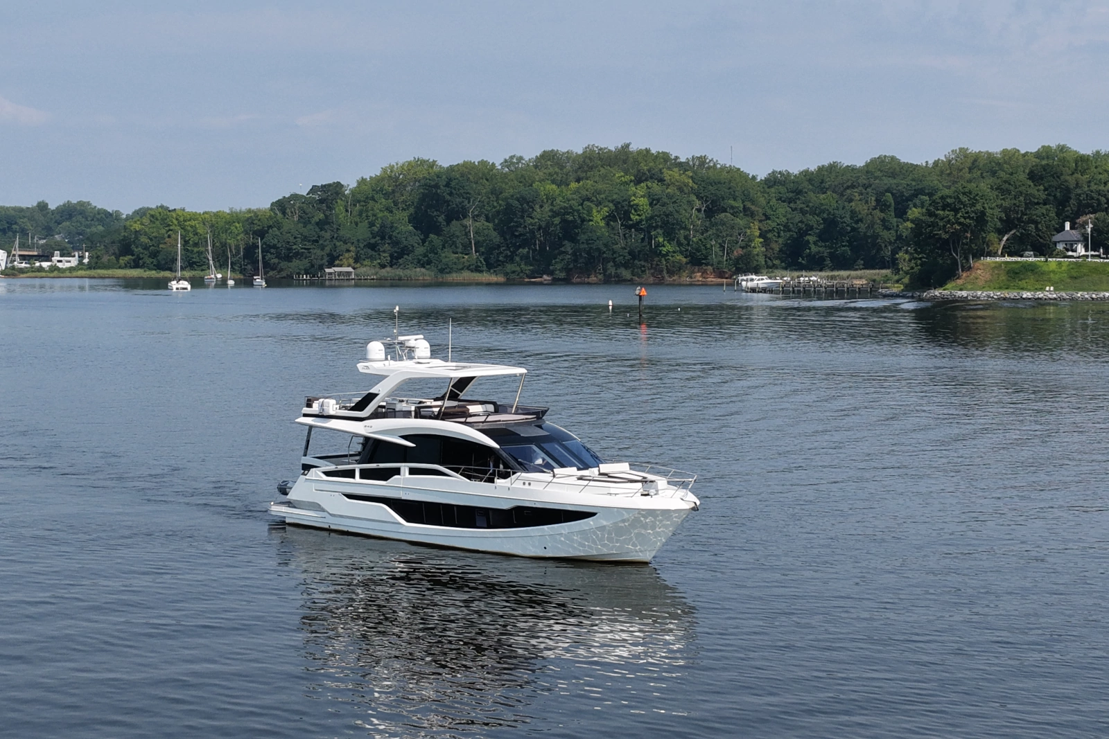 2018 Galeon 640 FLY