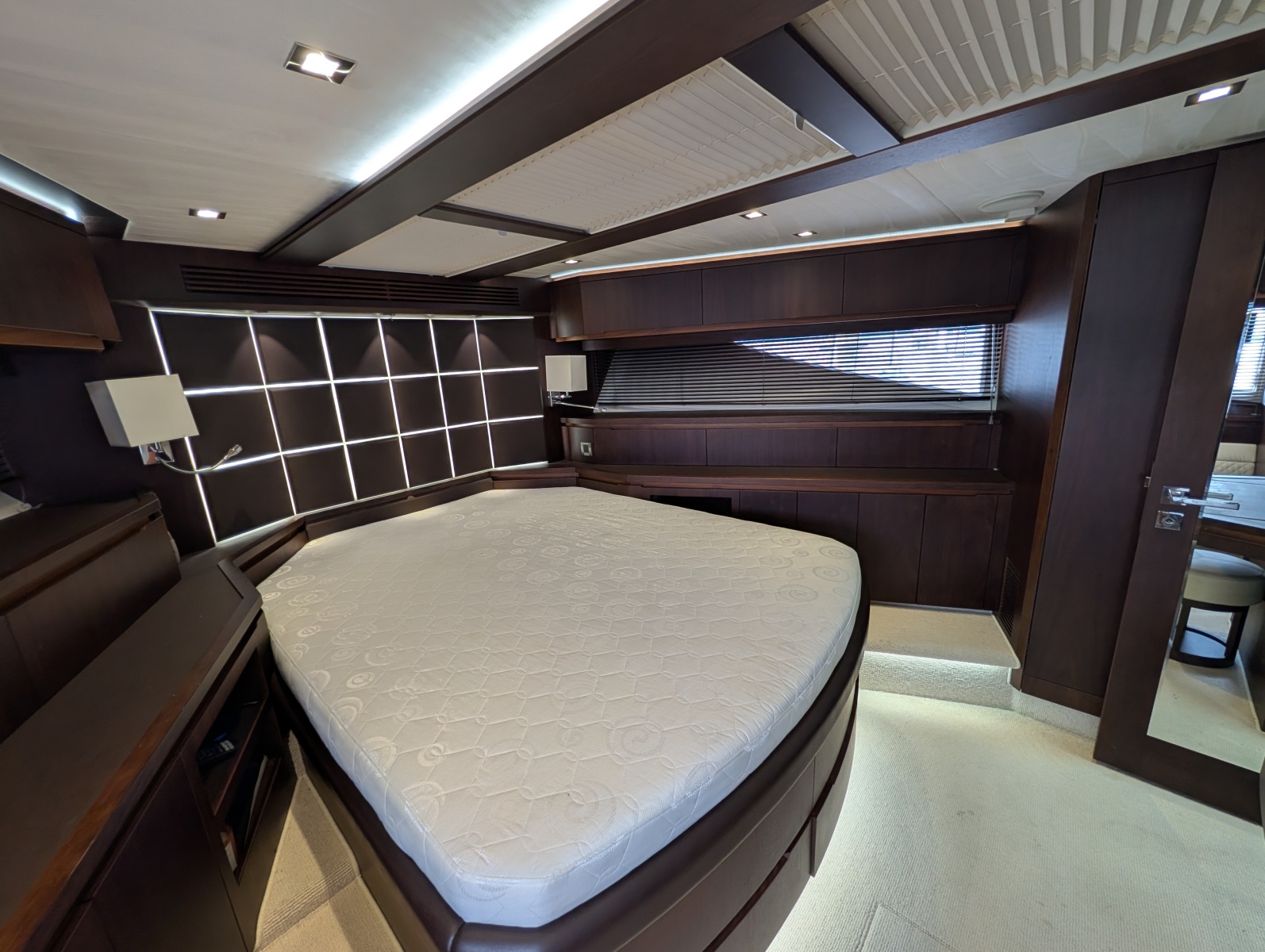 2018 Galeon 640 FLY