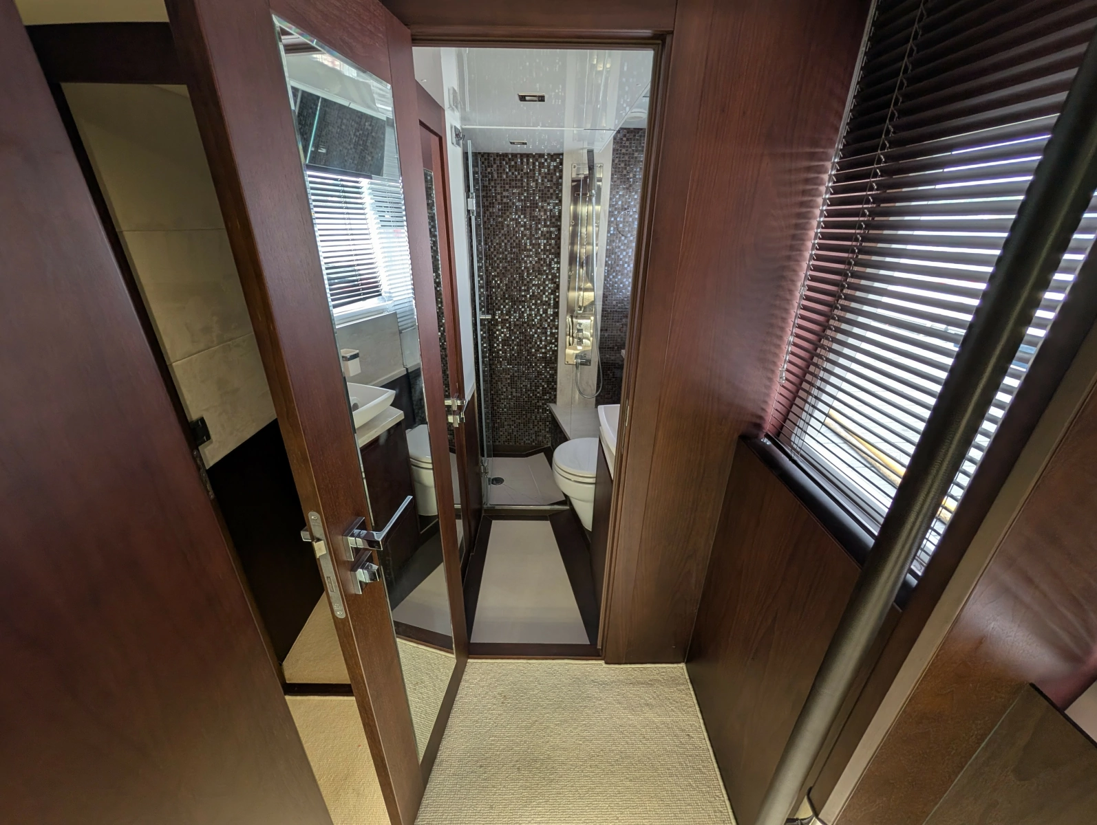 2018 Galeon 640 FLY
