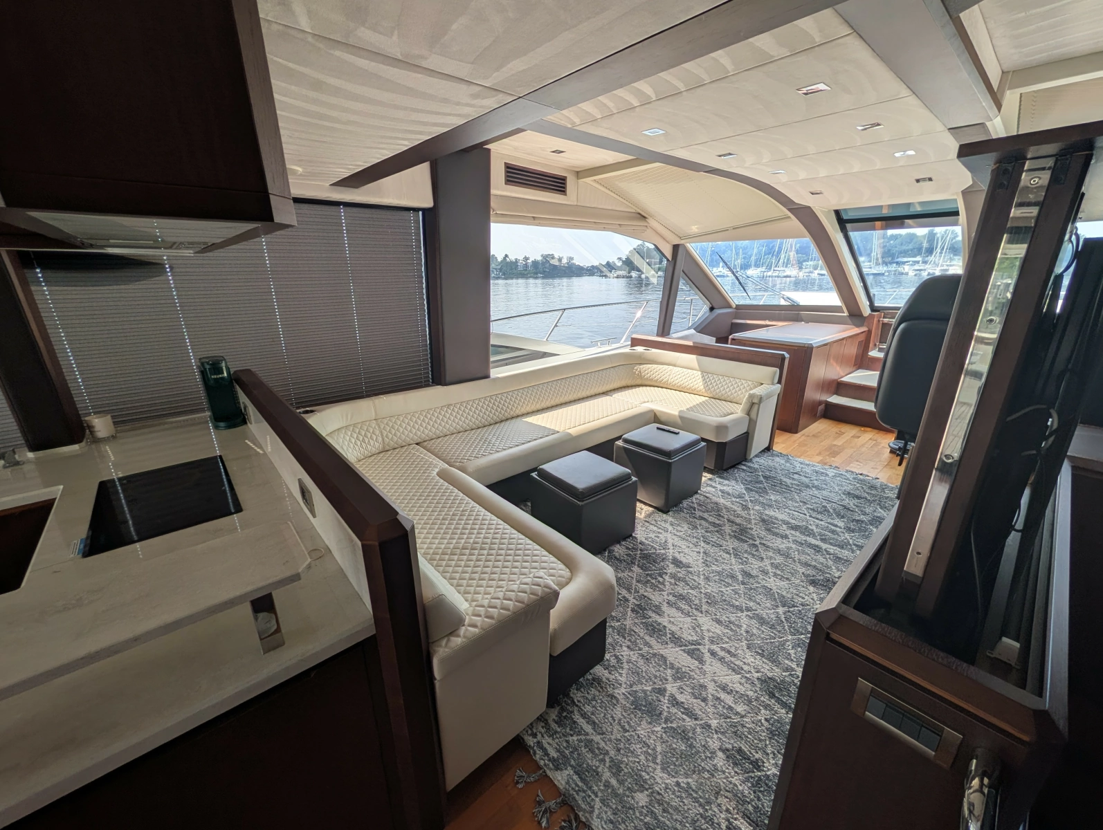 2018 Galeon 640 FLY