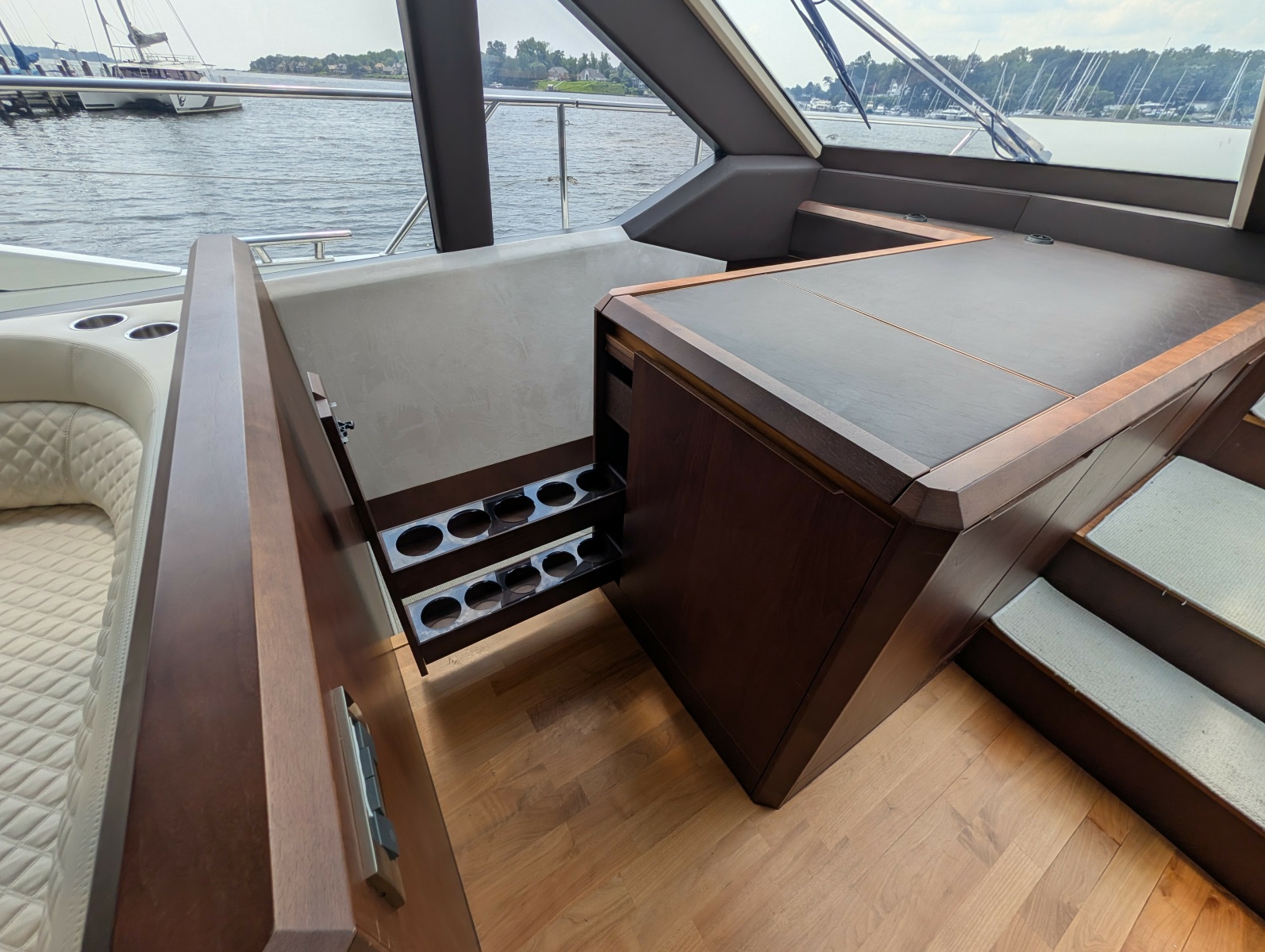 2018 Galeon 640 FLY