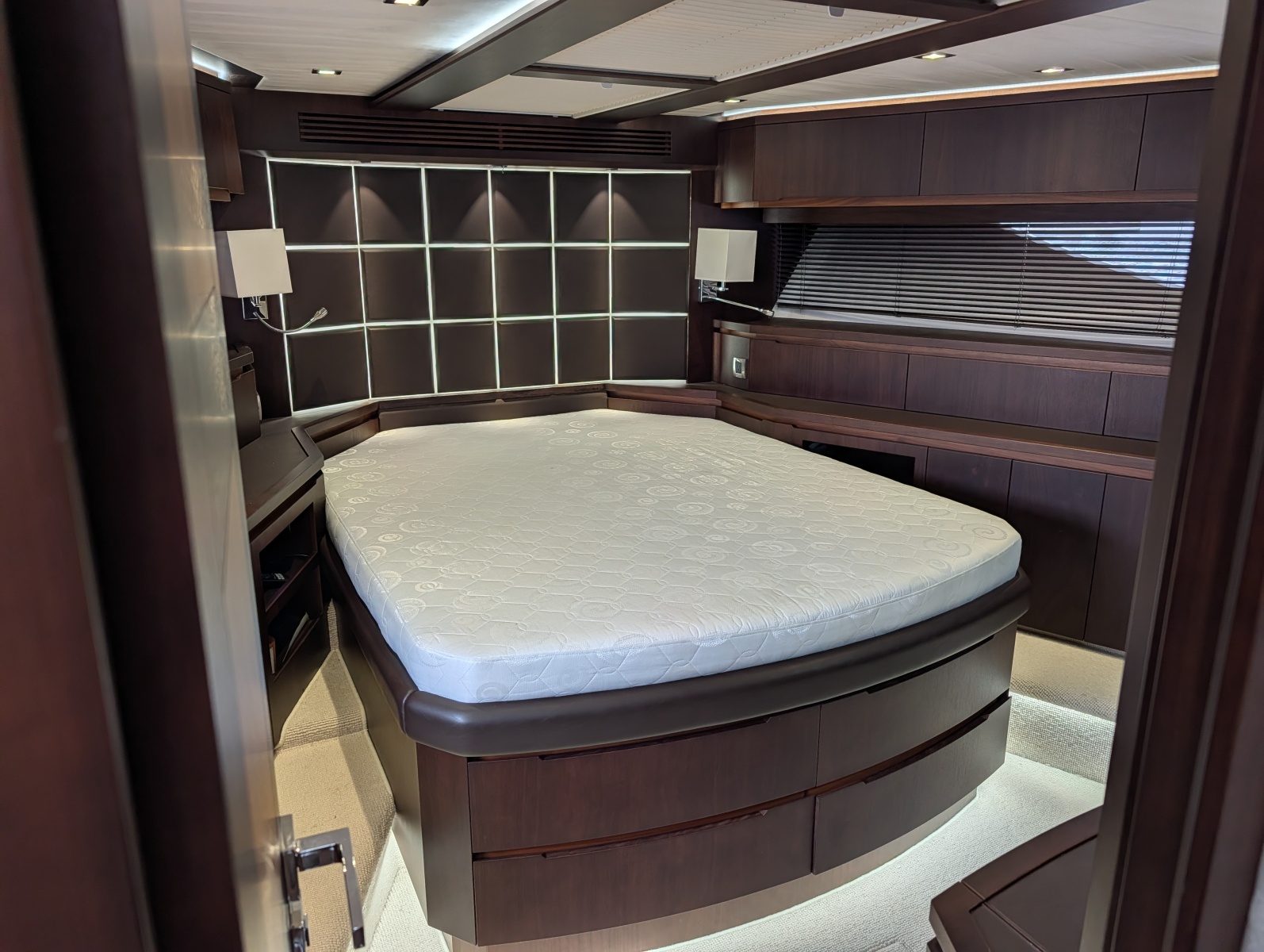 2018 Galeon 640 FLY
