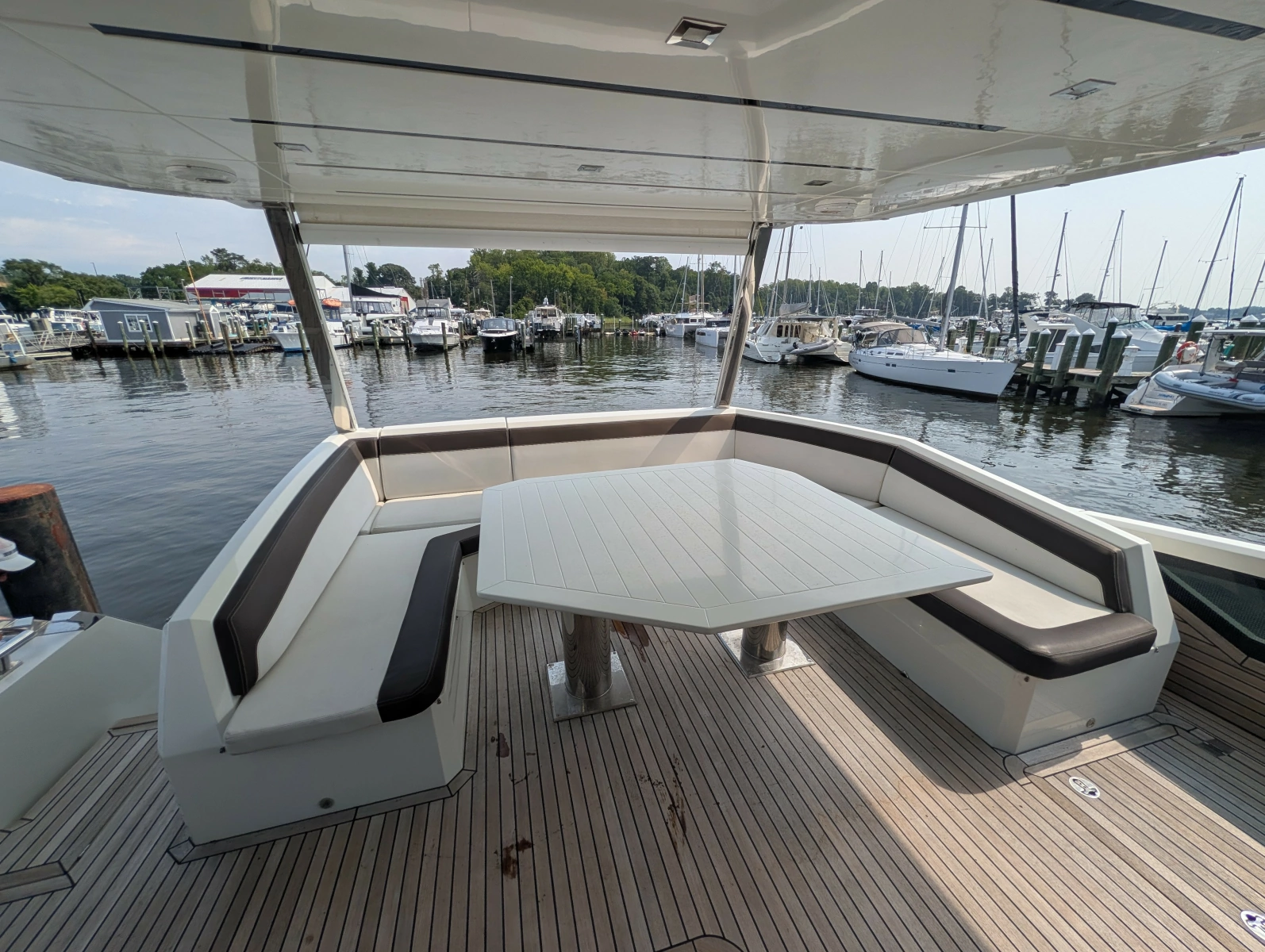 2018 Galeon 640 FLY